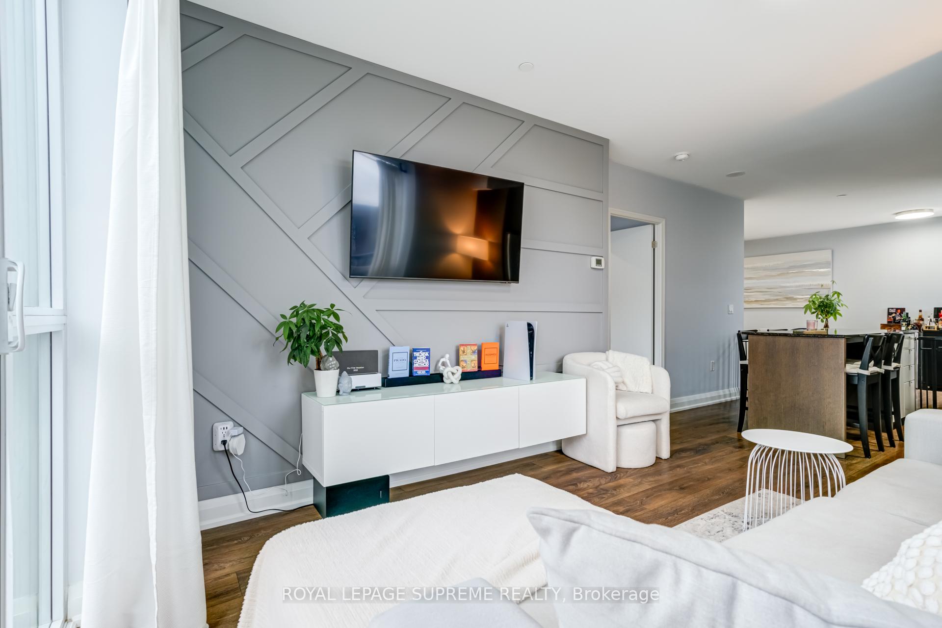 9 Valhalla Inn Road 302