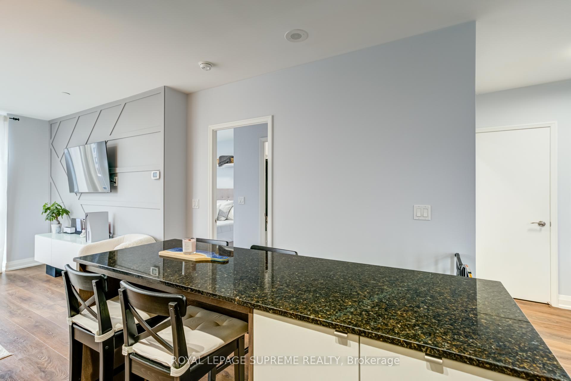 9 Valhalla Inn Road 302