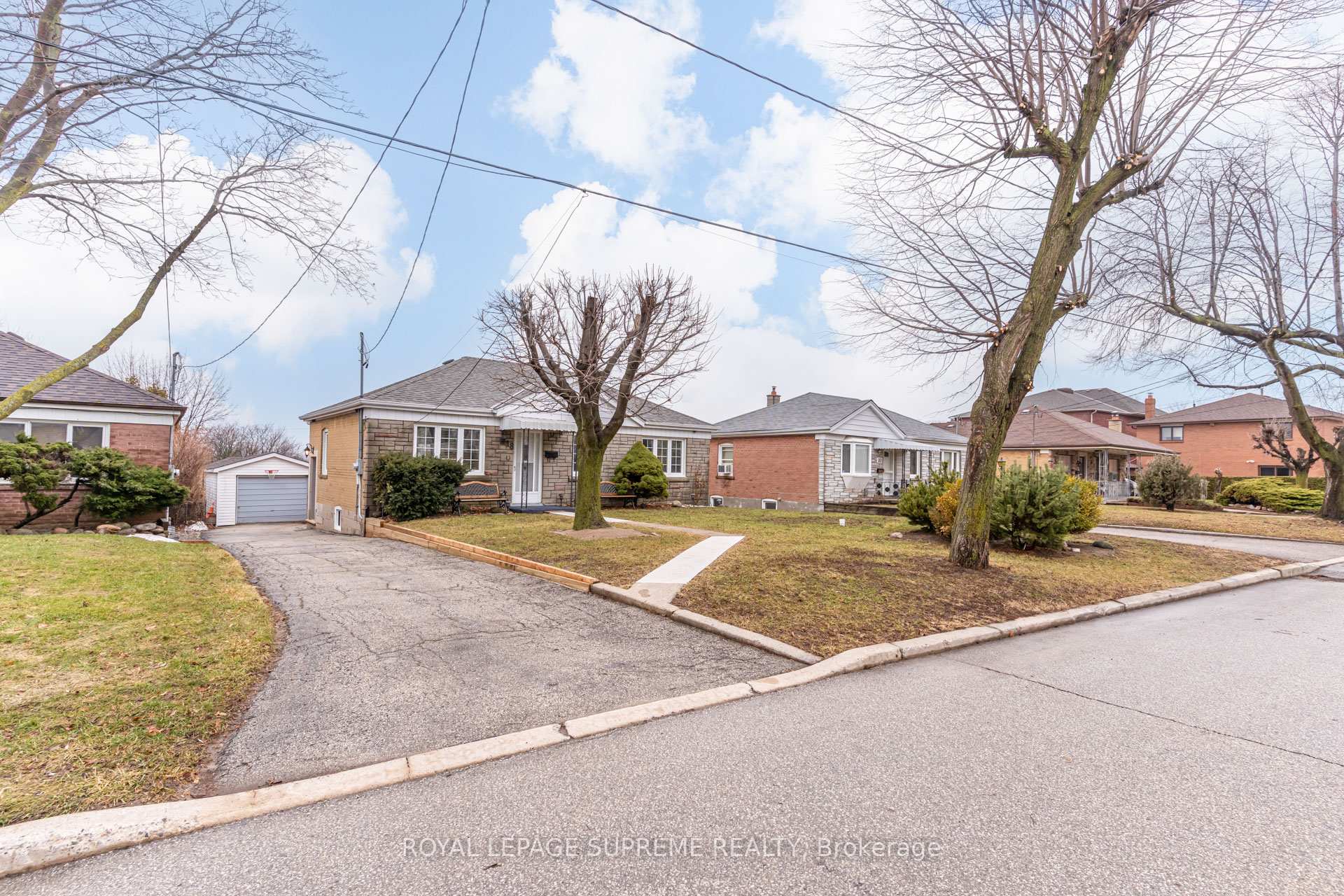 18 Fairweather Road