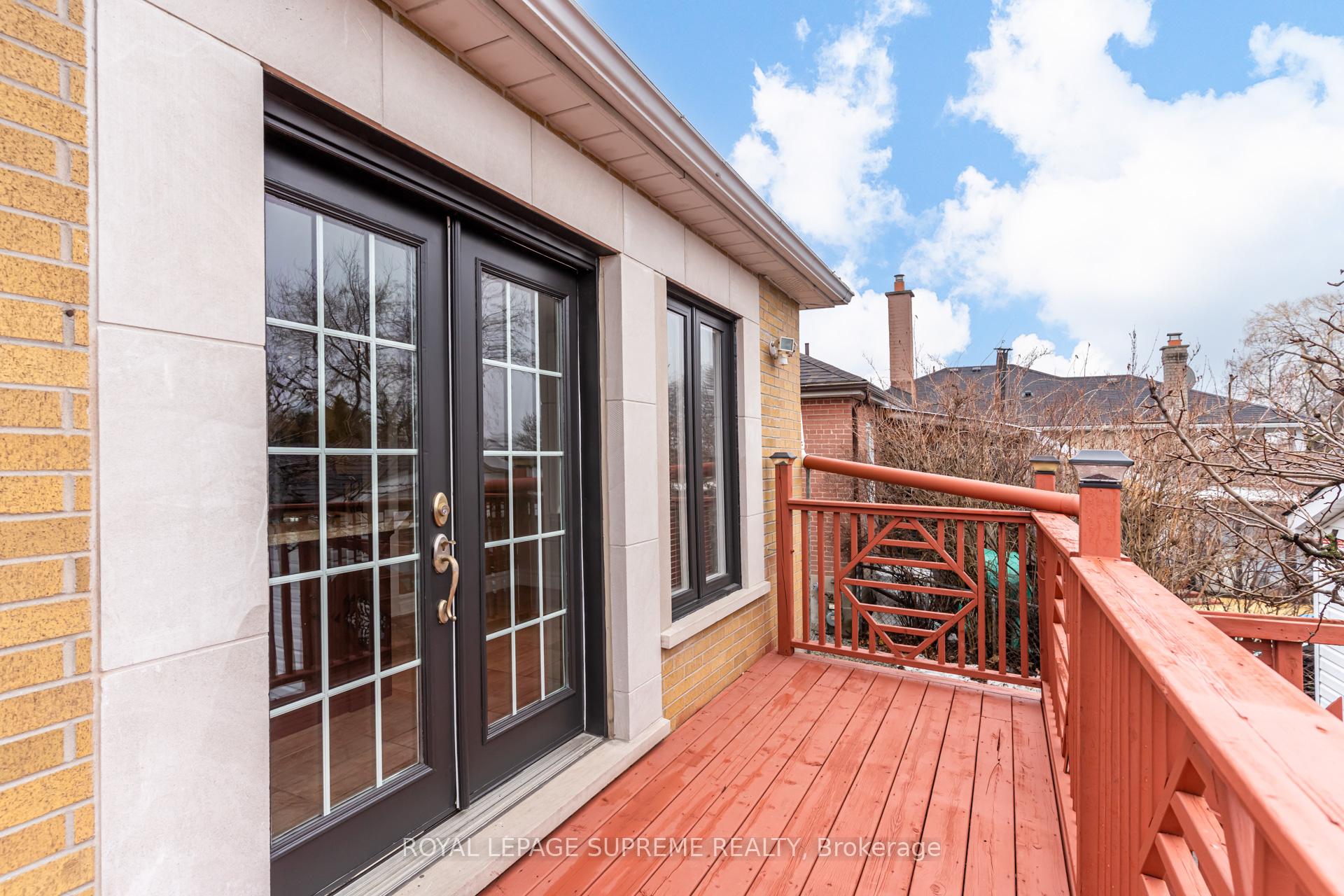 18 Fairweather Road