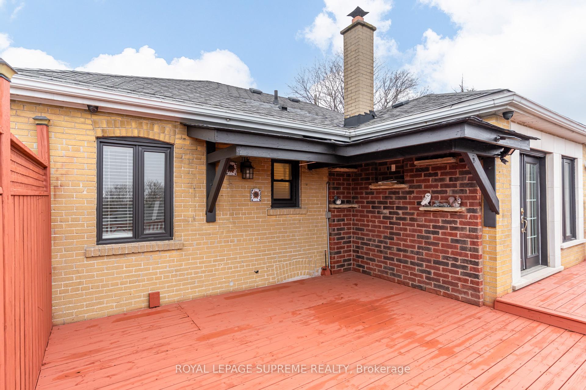 18 Fairweather Road