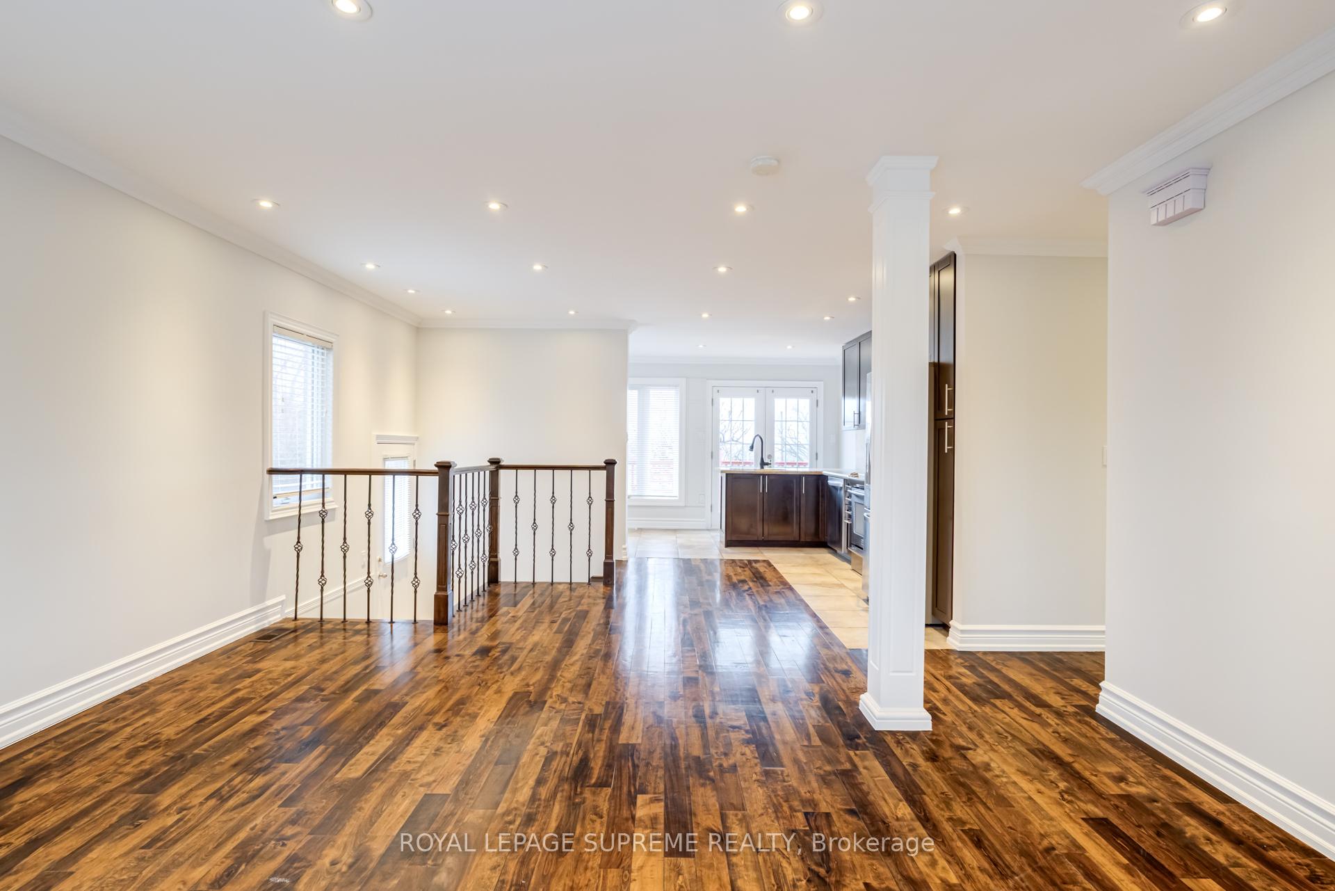 18 Fairweather Road