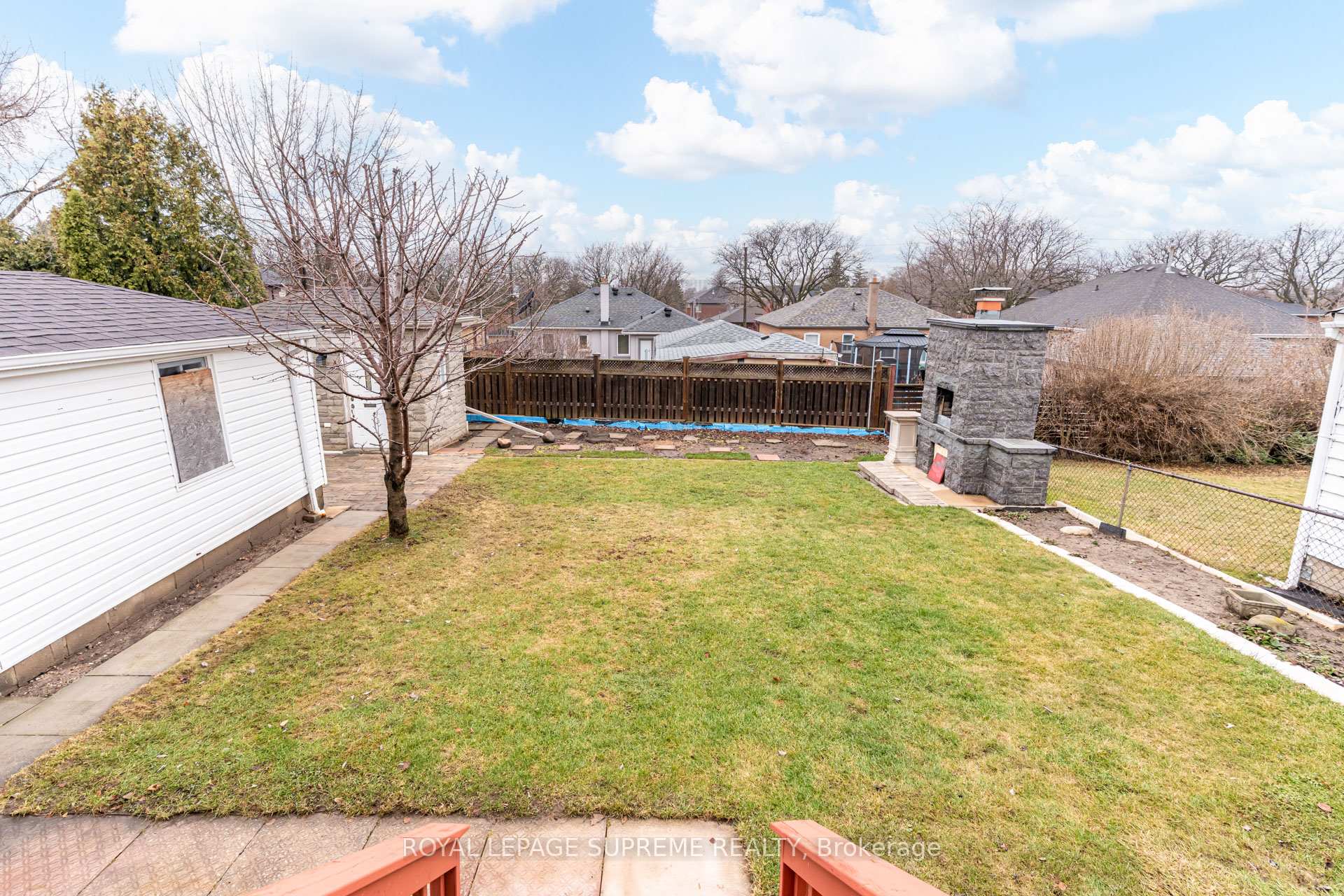 18 Fairweather Road