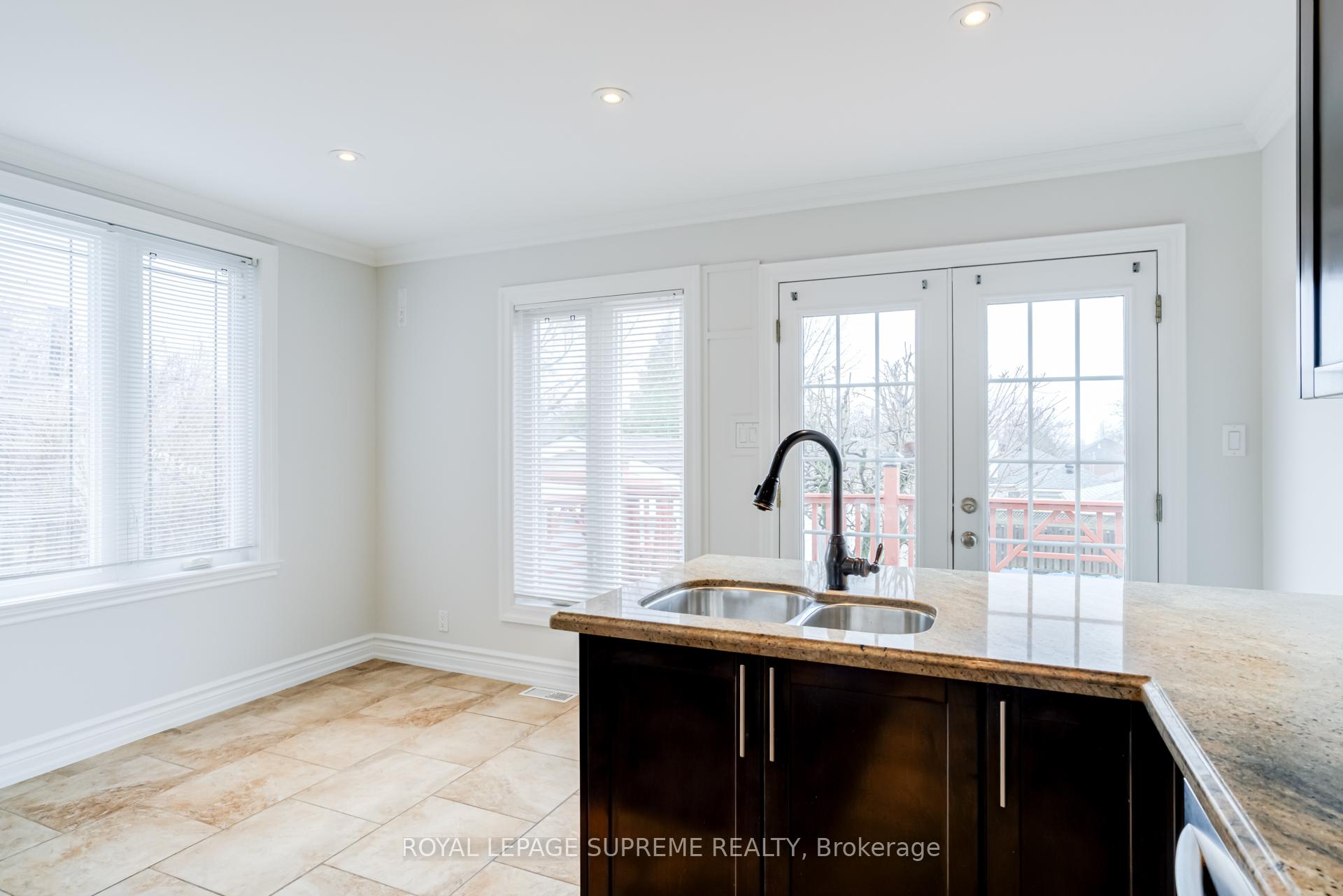 18 Fairweather Road