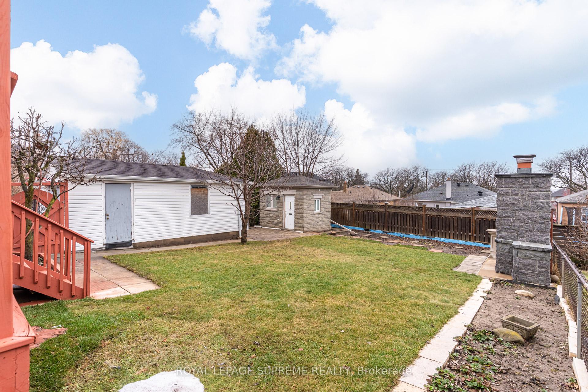 18 Fairweather Road