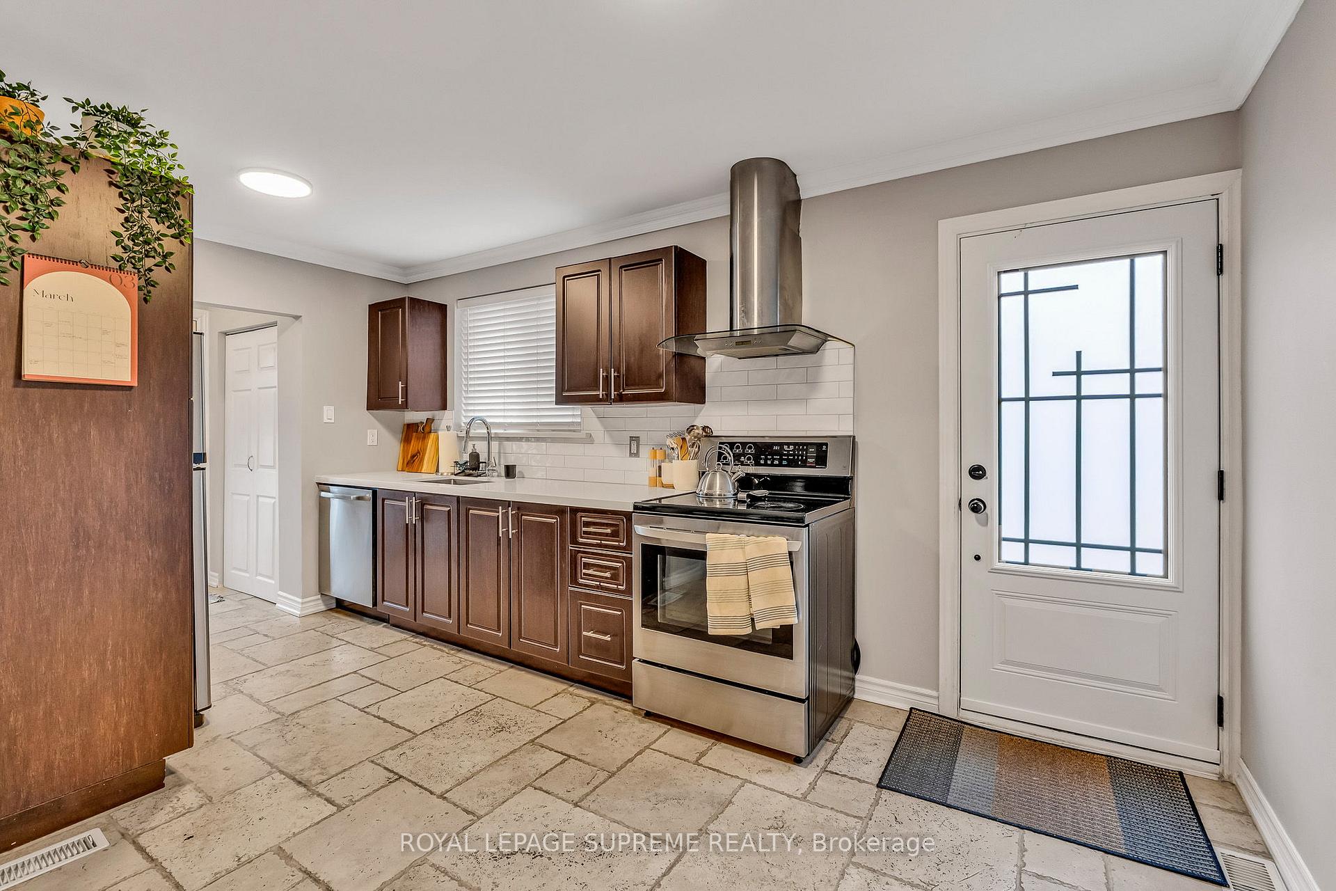 2391 Padstow Crescent