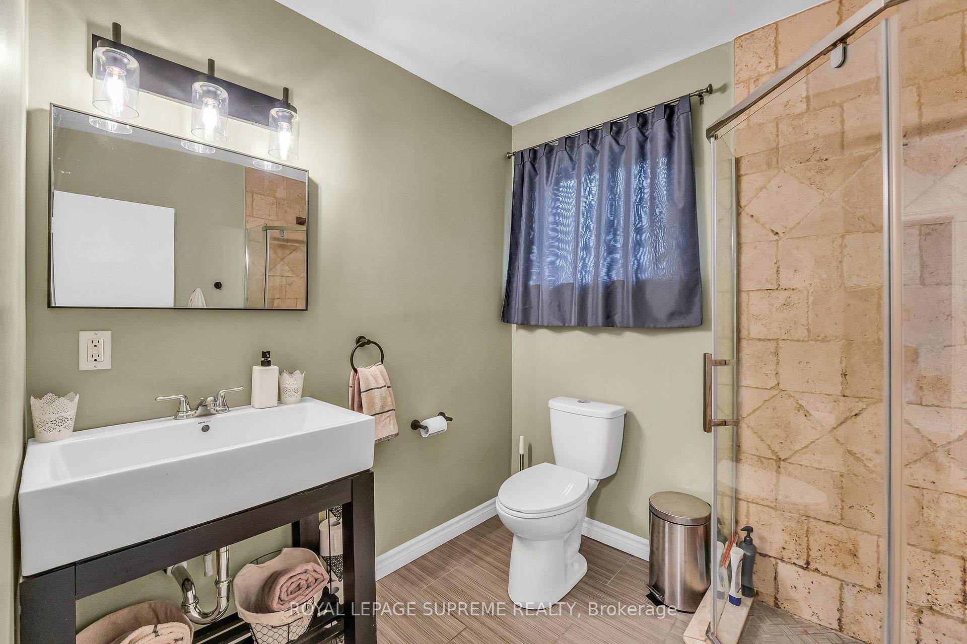 2391 Padstow Crescent