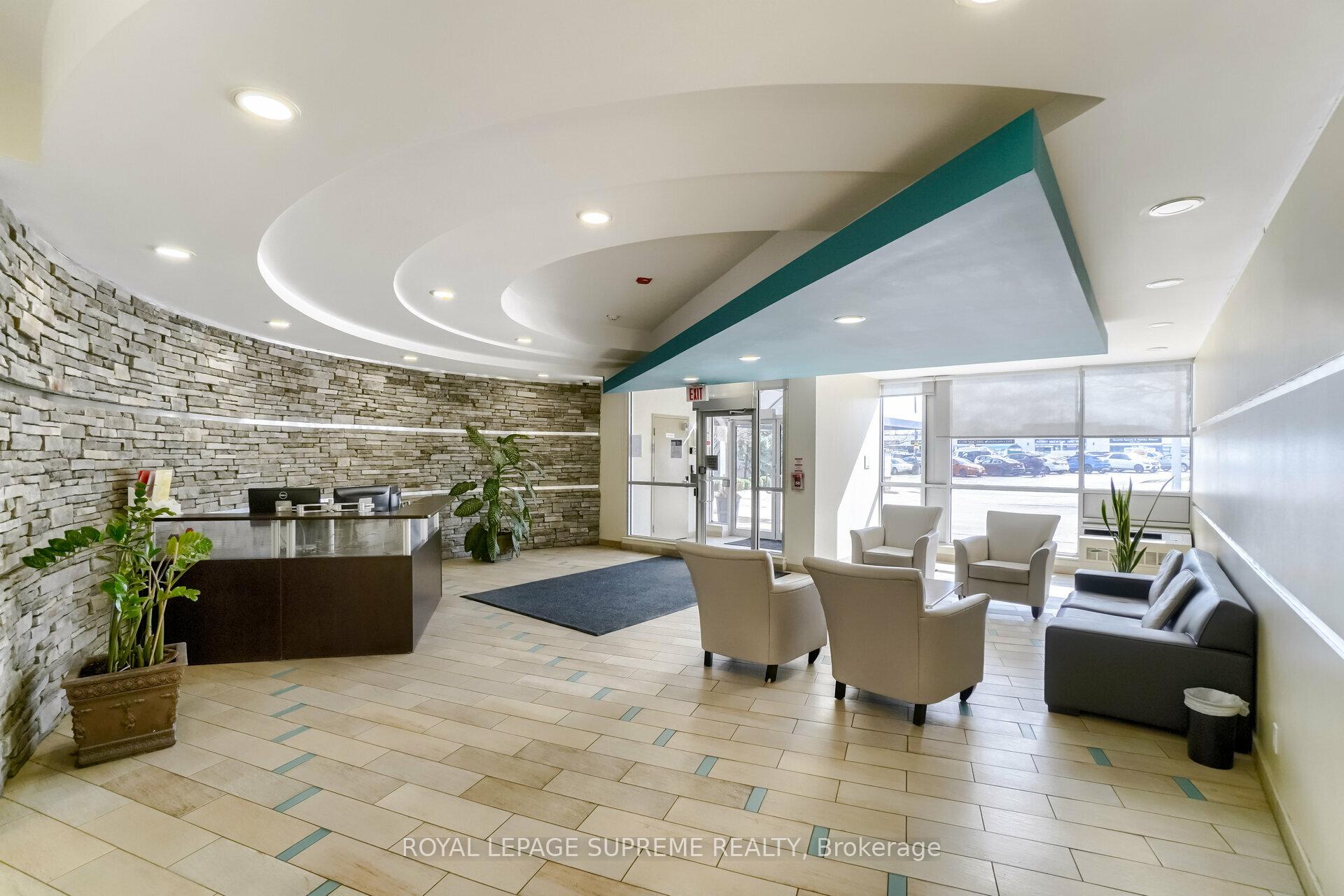 1600 Keele Street 605