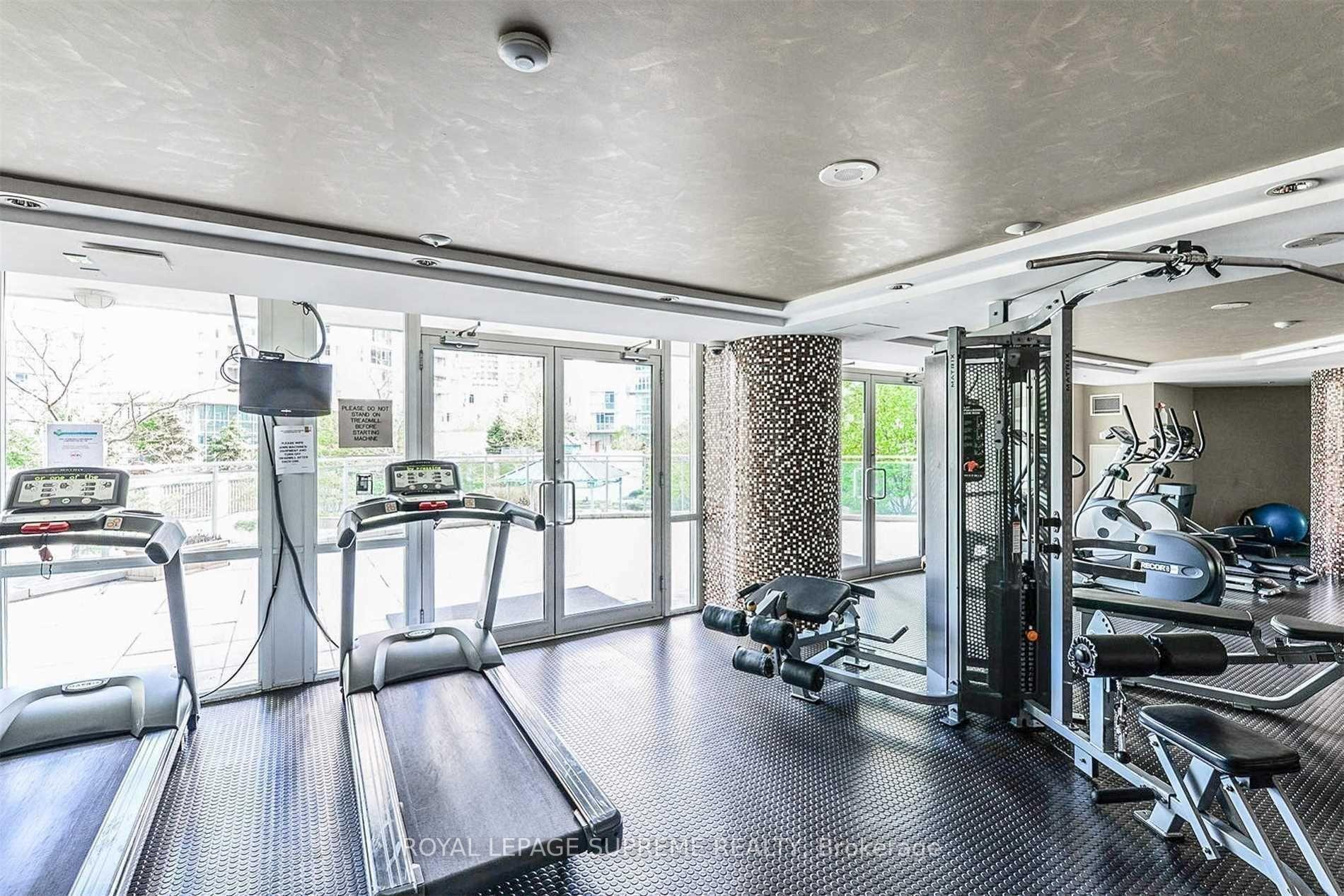 220 Burnhamthorpe Road W 302