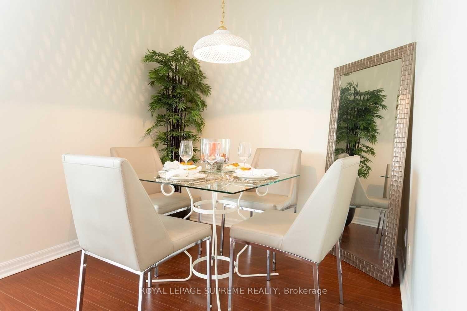 220 Burnhamthorpe Road W 302