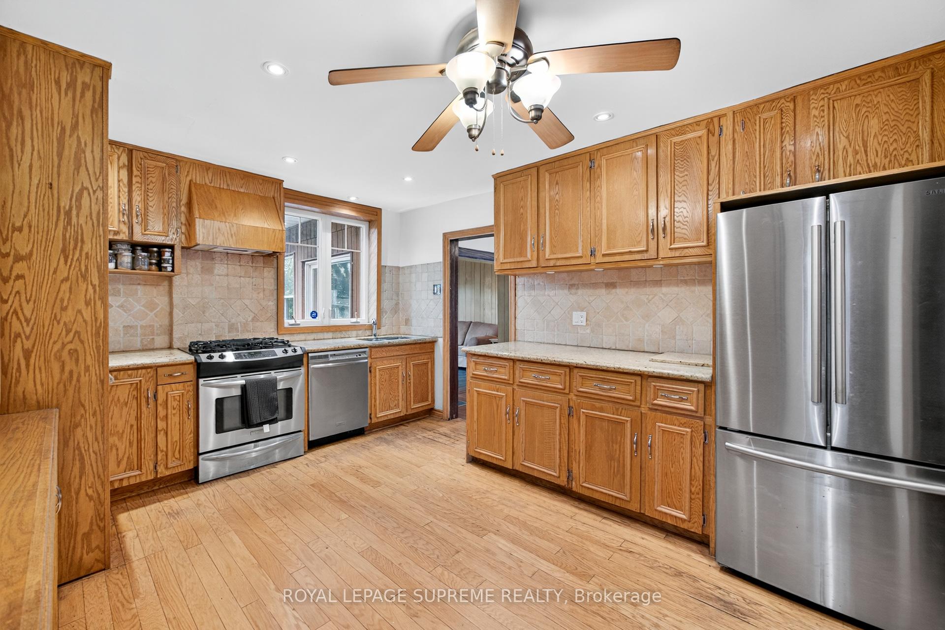 10 King Street Crescent