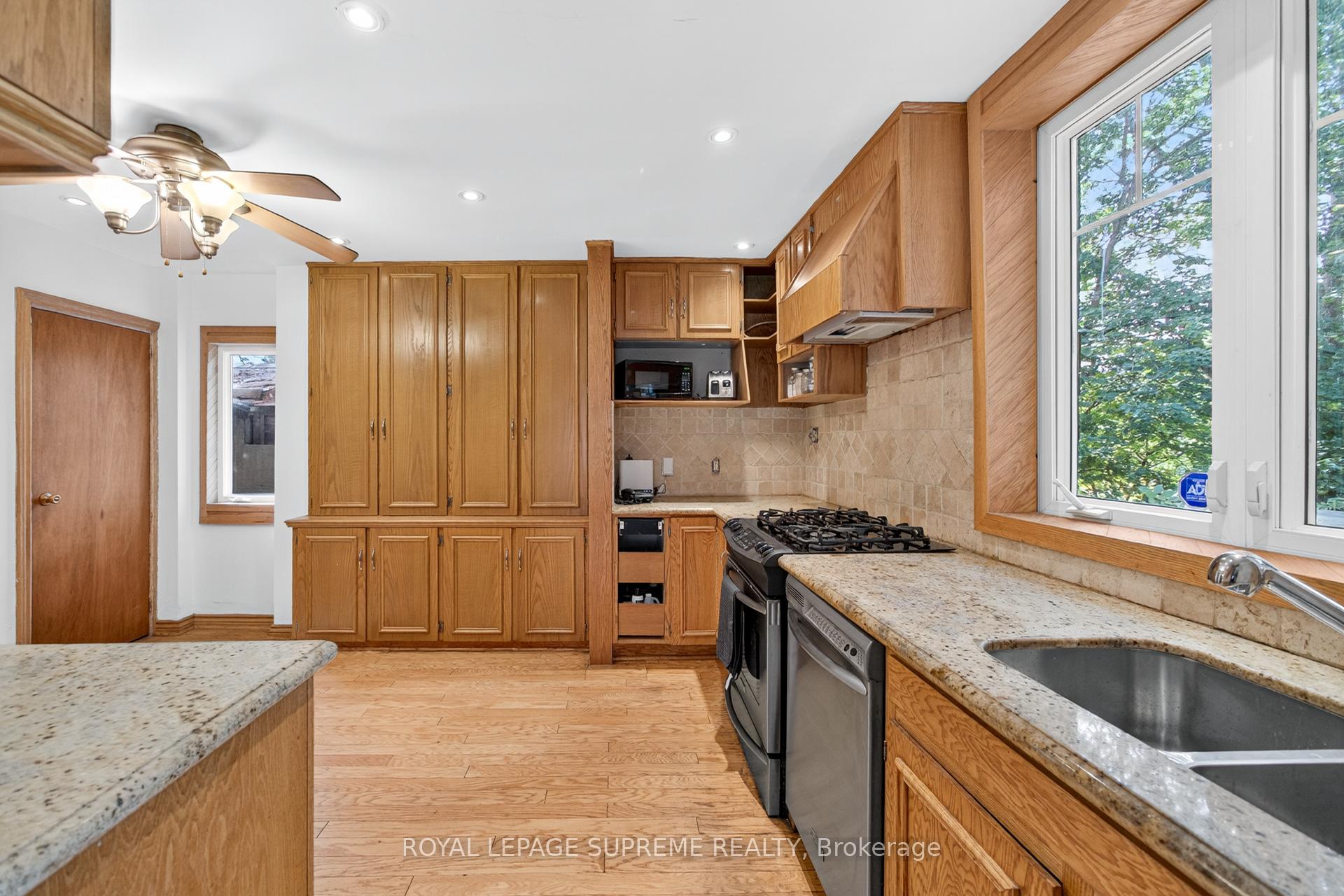 10 King Street Crescent