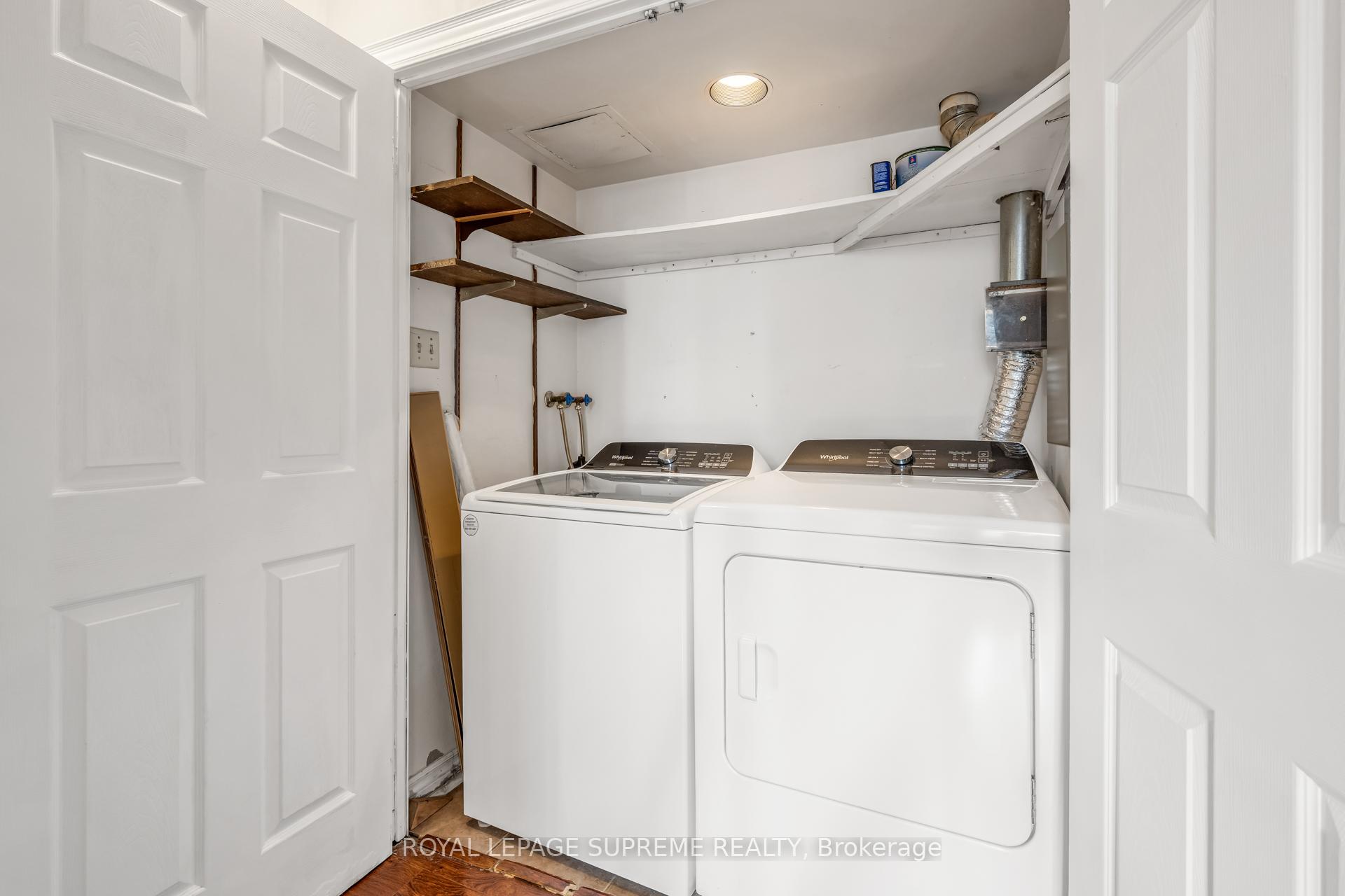 3590 Kaneff Crescent 1907