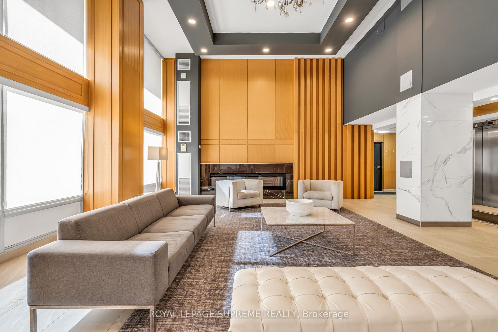 3590 Kaneff Crescent 1907