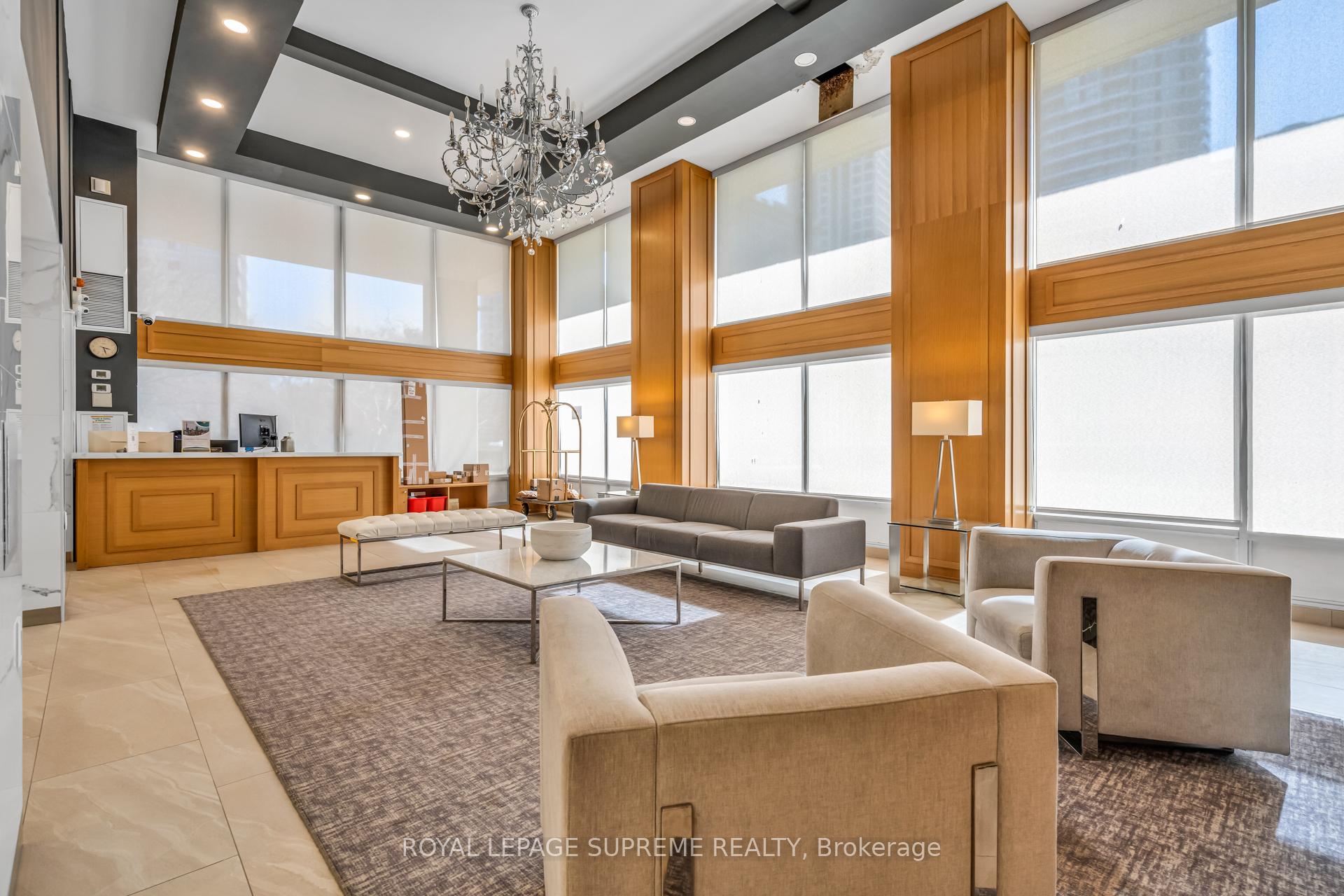 3590 Kaneff Crescent 1907