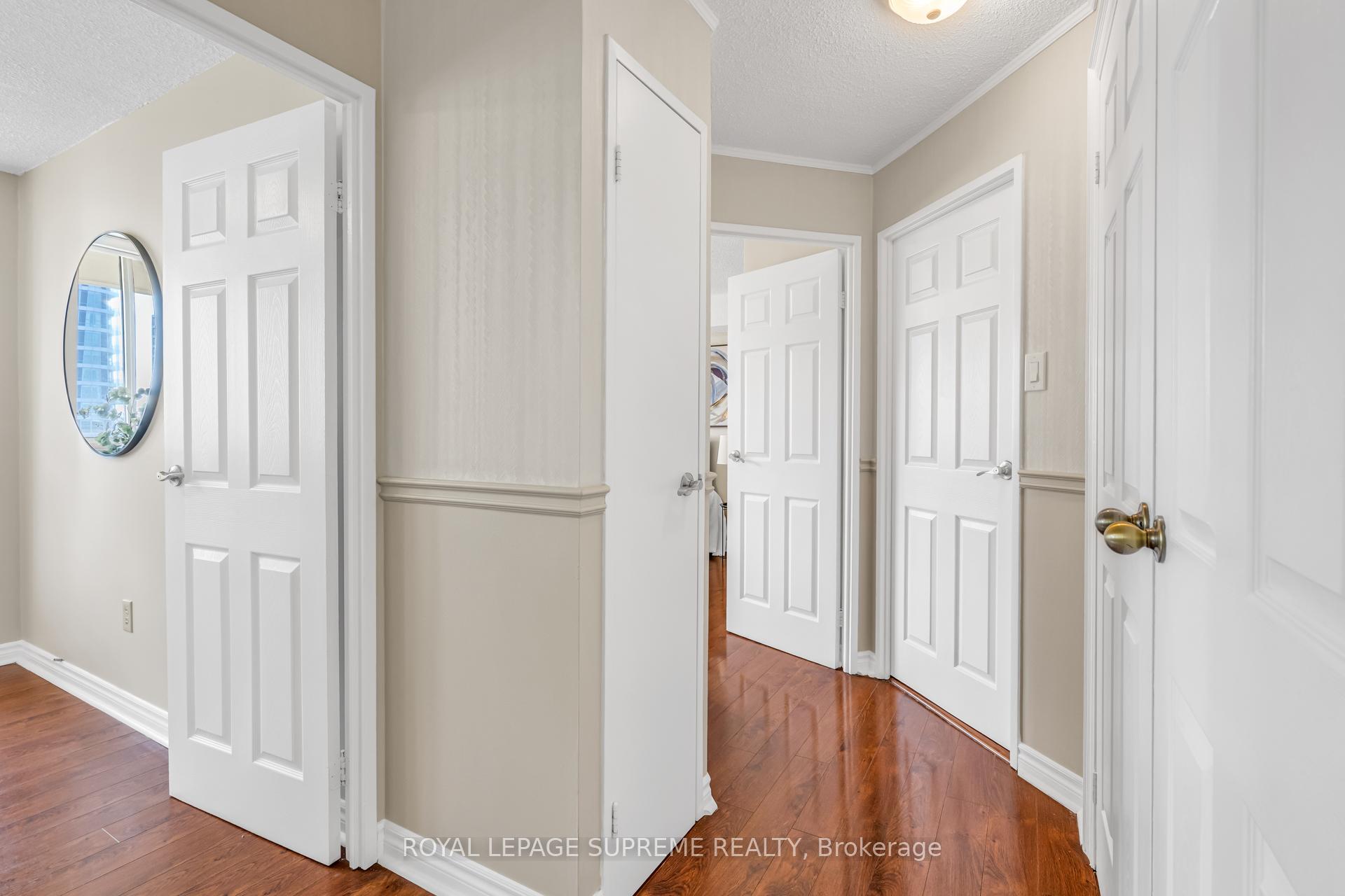 3590 Kaneff Crescent 1907