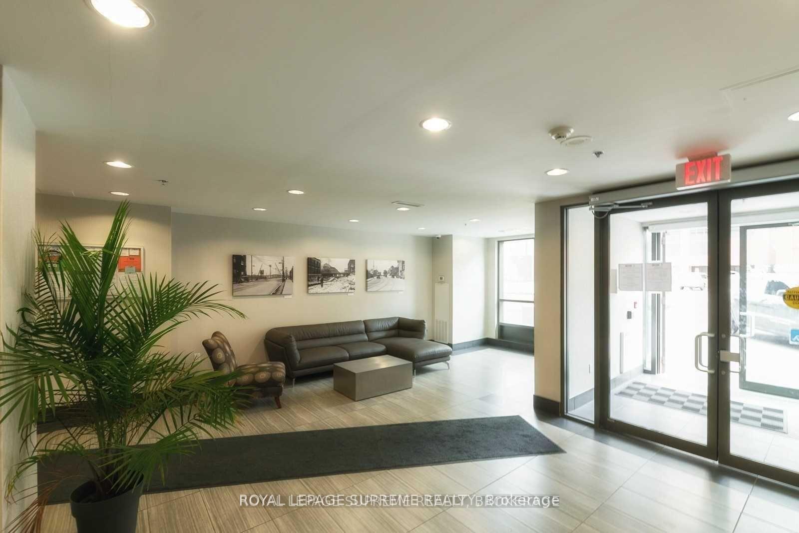 1420 Dupont Street 2102