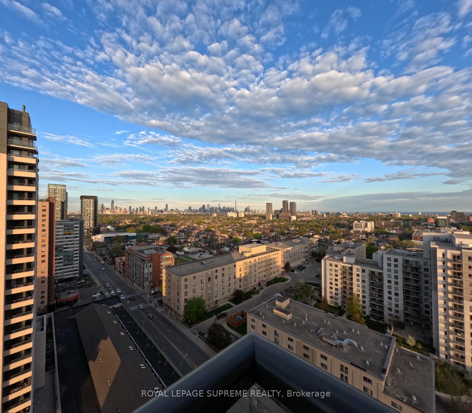 1420 Dupont Street 2102