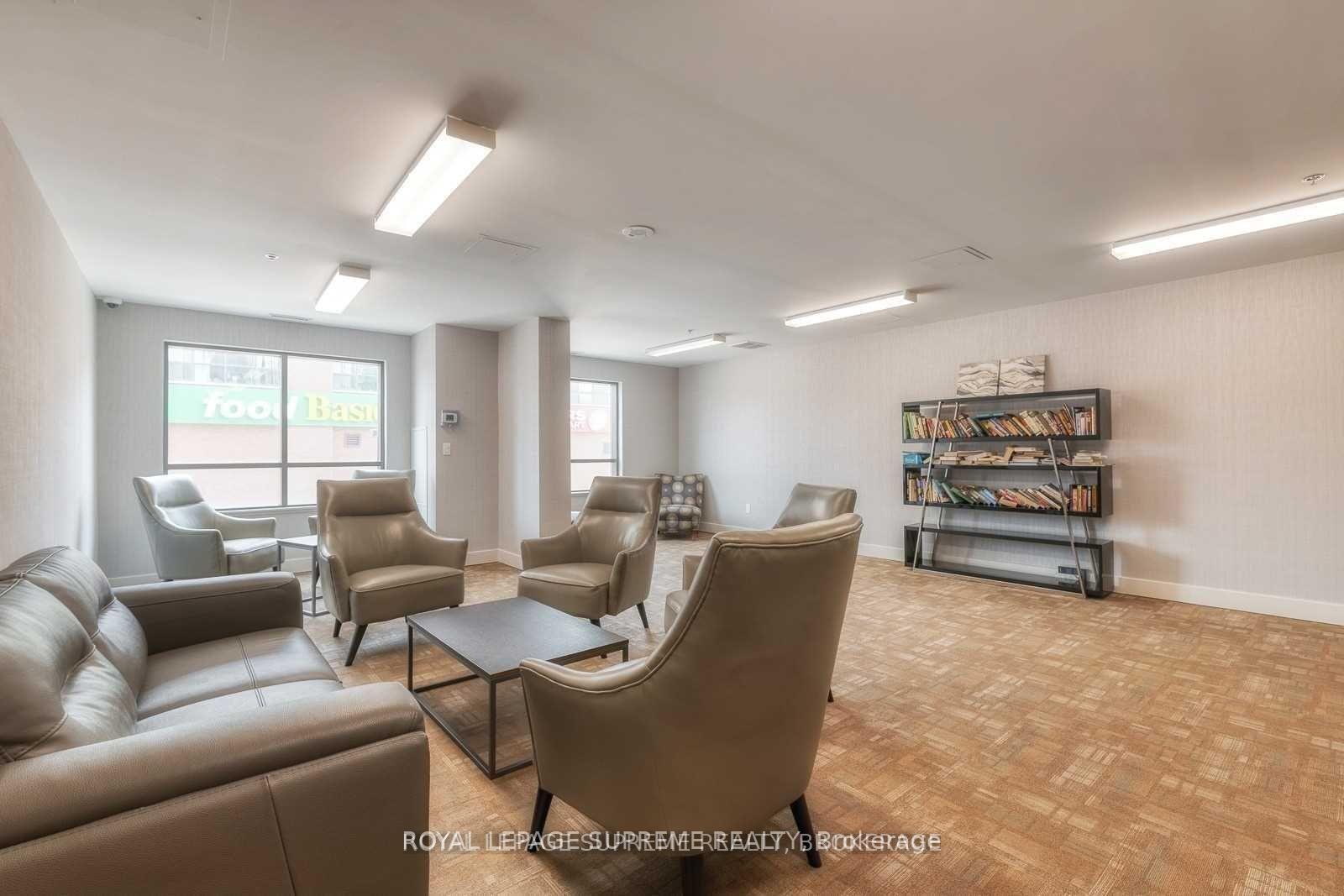 1420 Dupont Street 2102