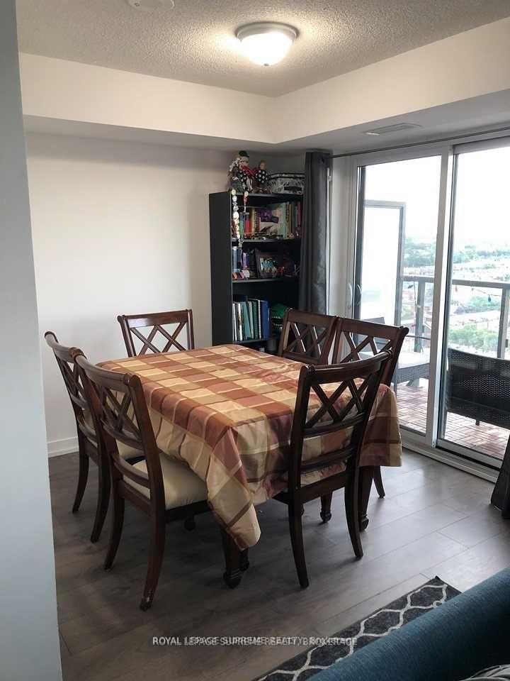 1420 Dupont Street 2102