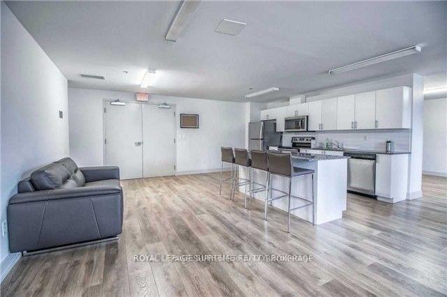 1420 Dupont Street 2102