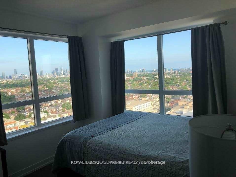 1420 Dupont Street 2102