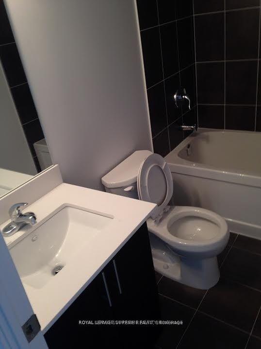 1420 Dupont Street 2102