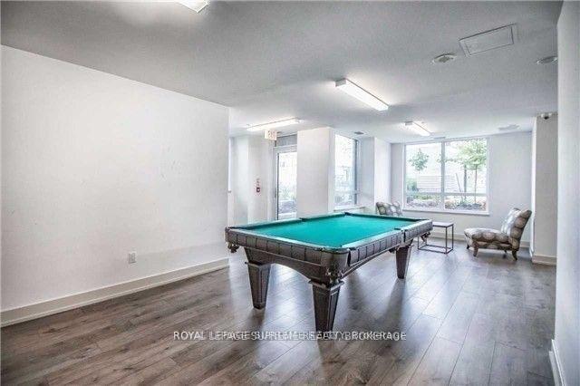 1420 Dupont Street 2102