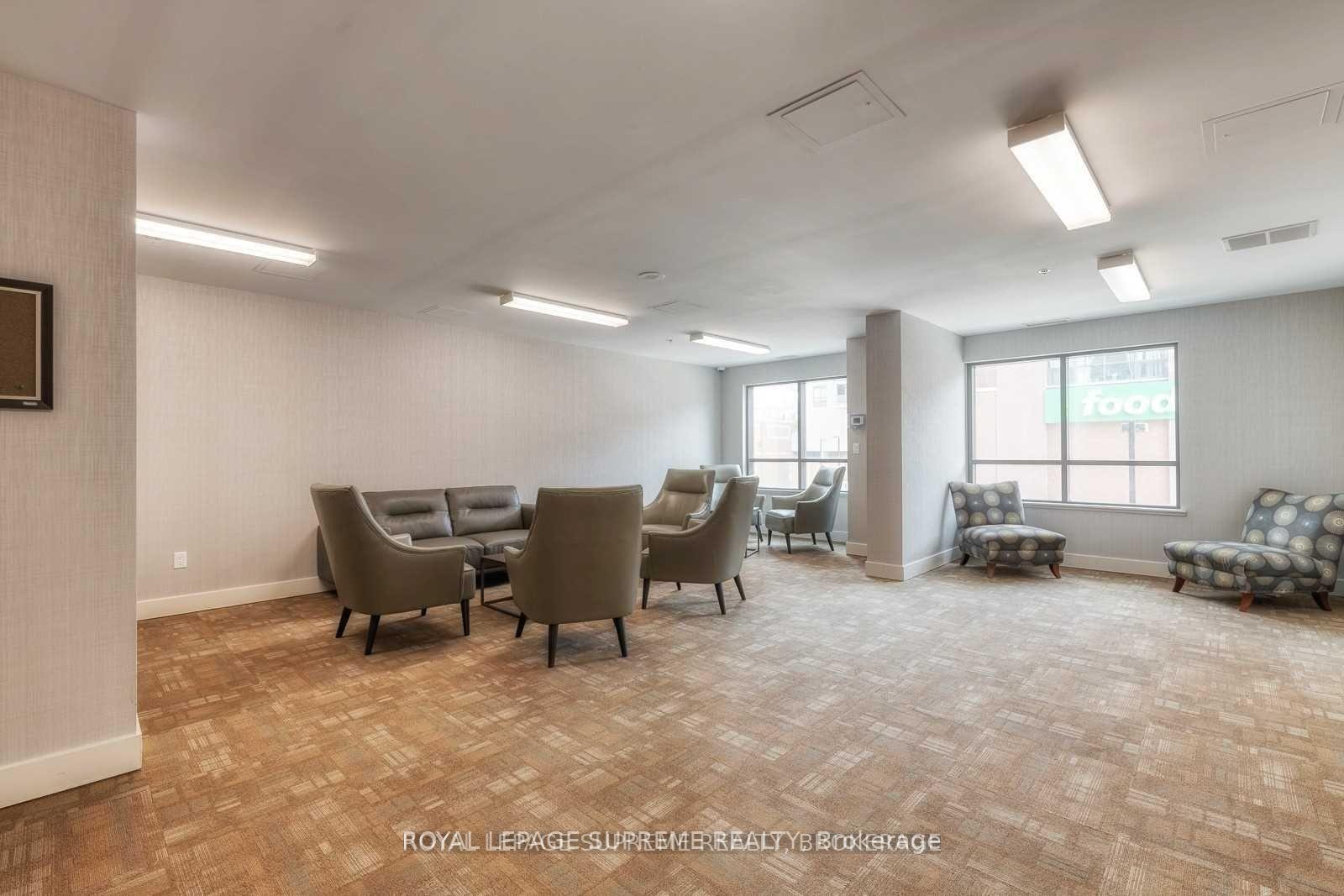 1420 Dupont Street 2102