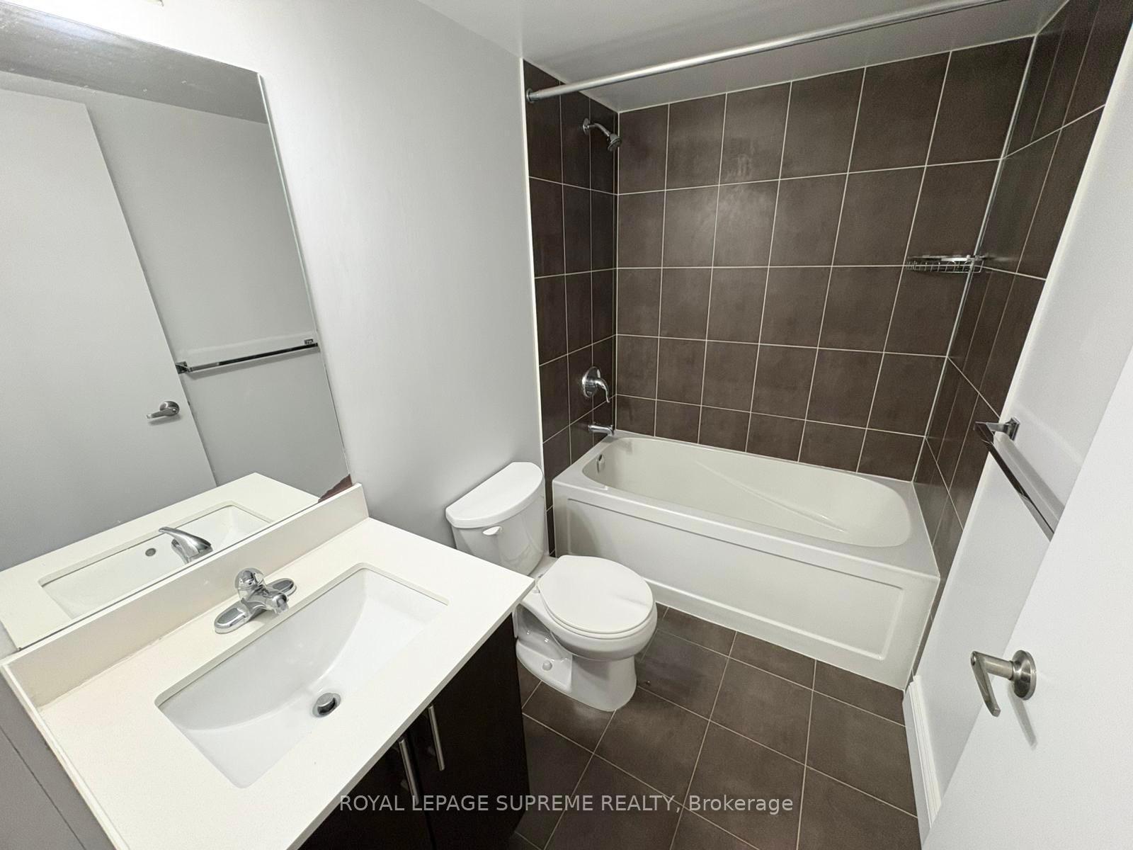 1420 Dupont Street 2102