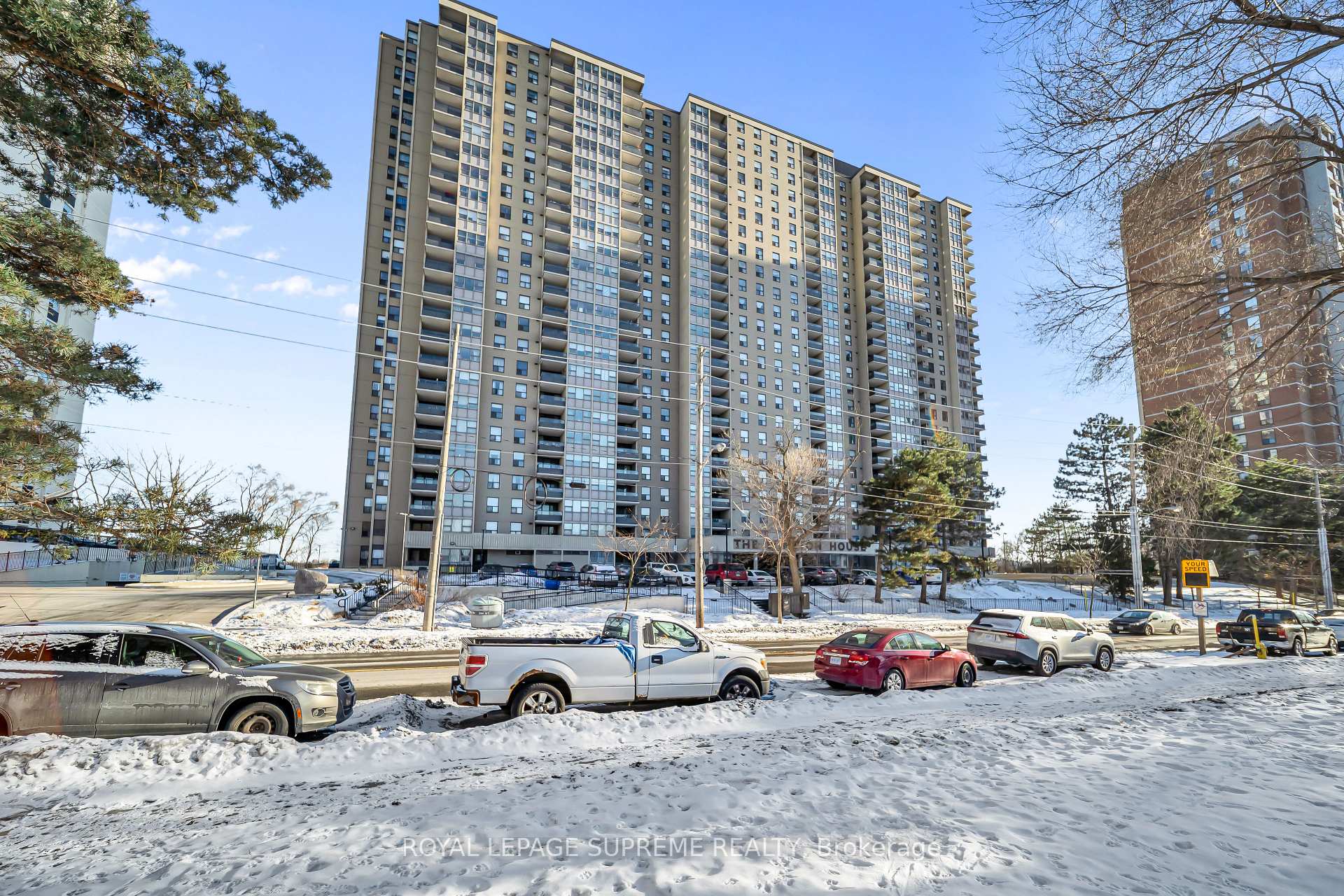 75 Emmett Avenue 910