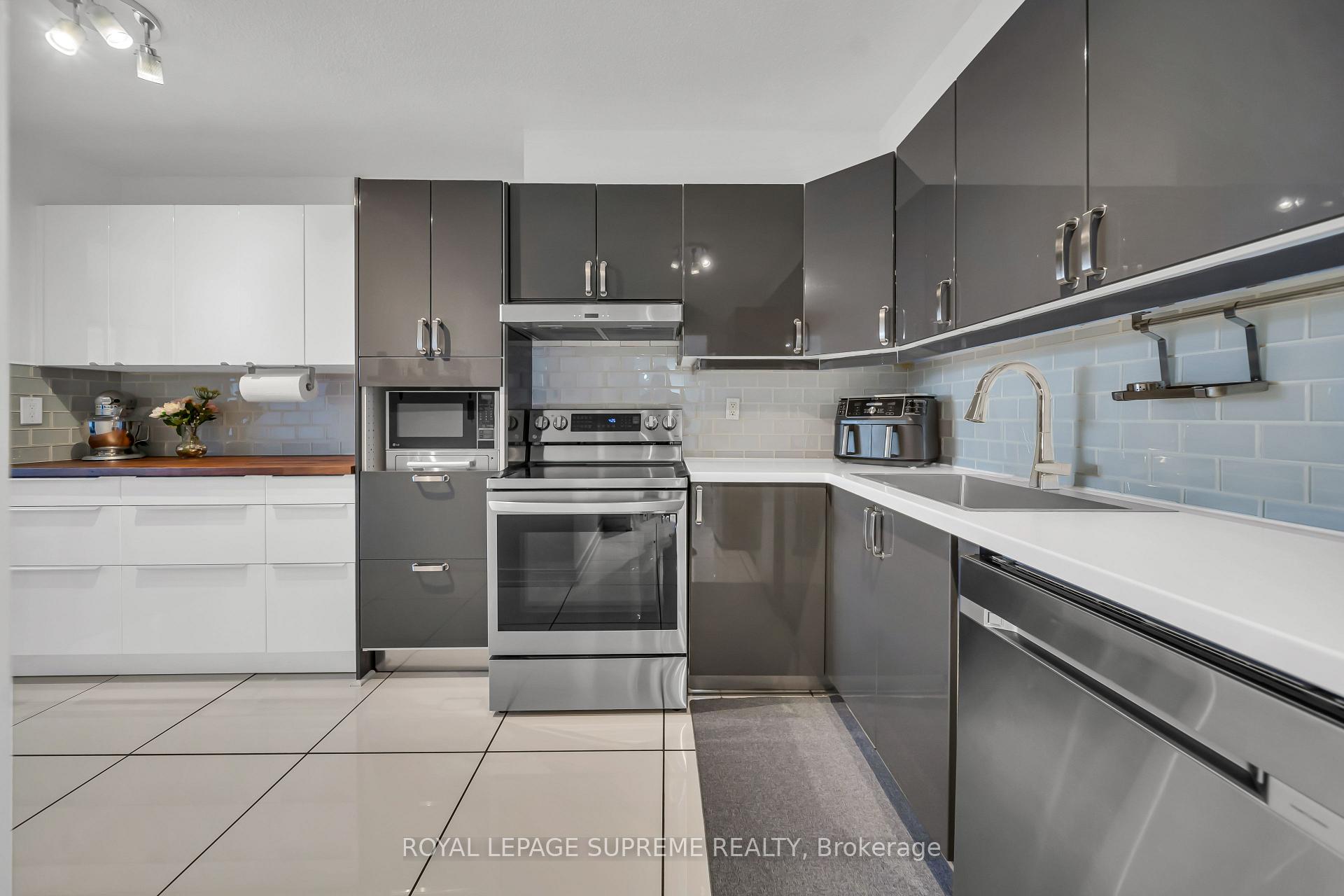 75 Emmett Avenue 910