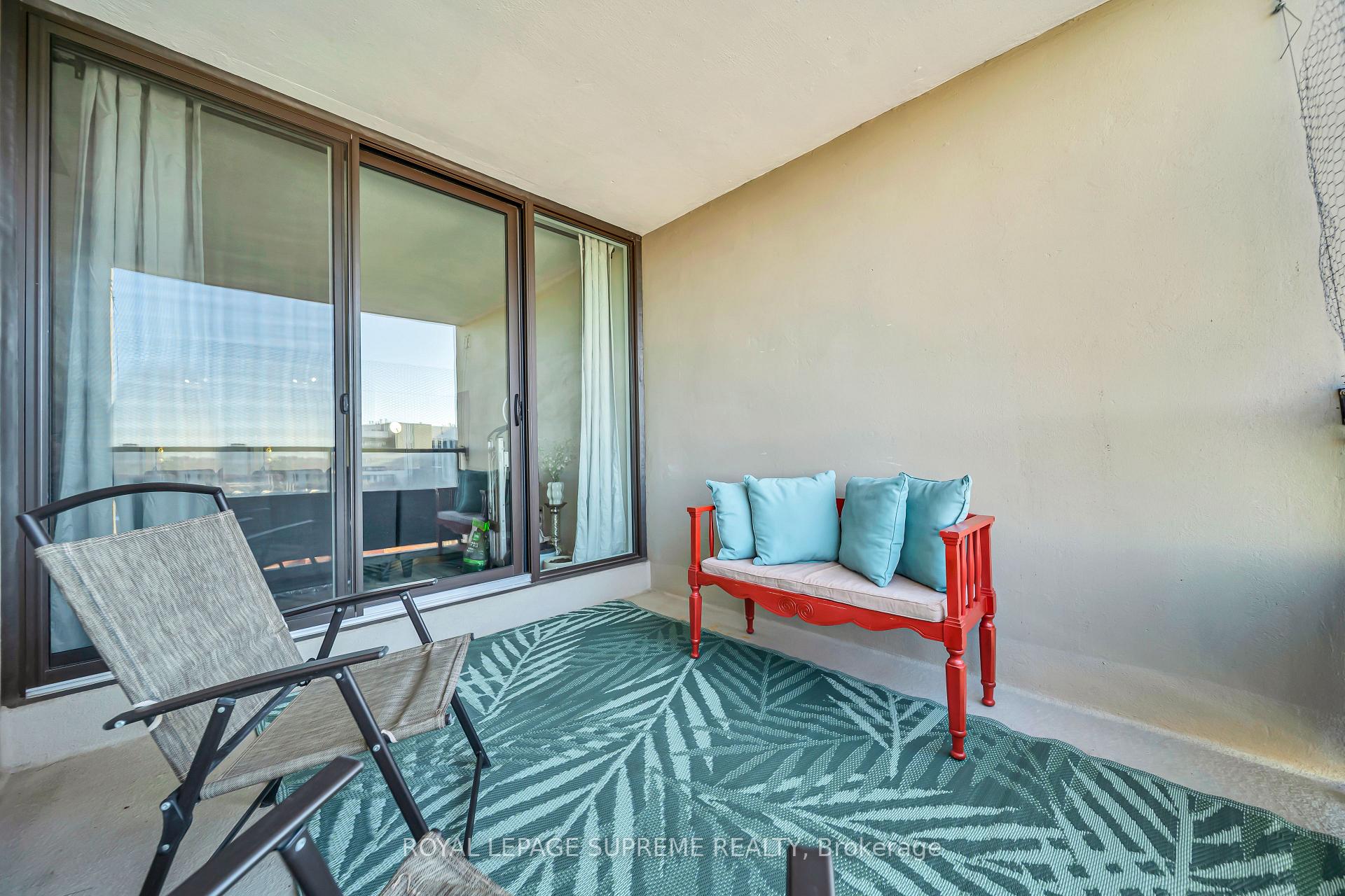 75 Emmett Avenue 910