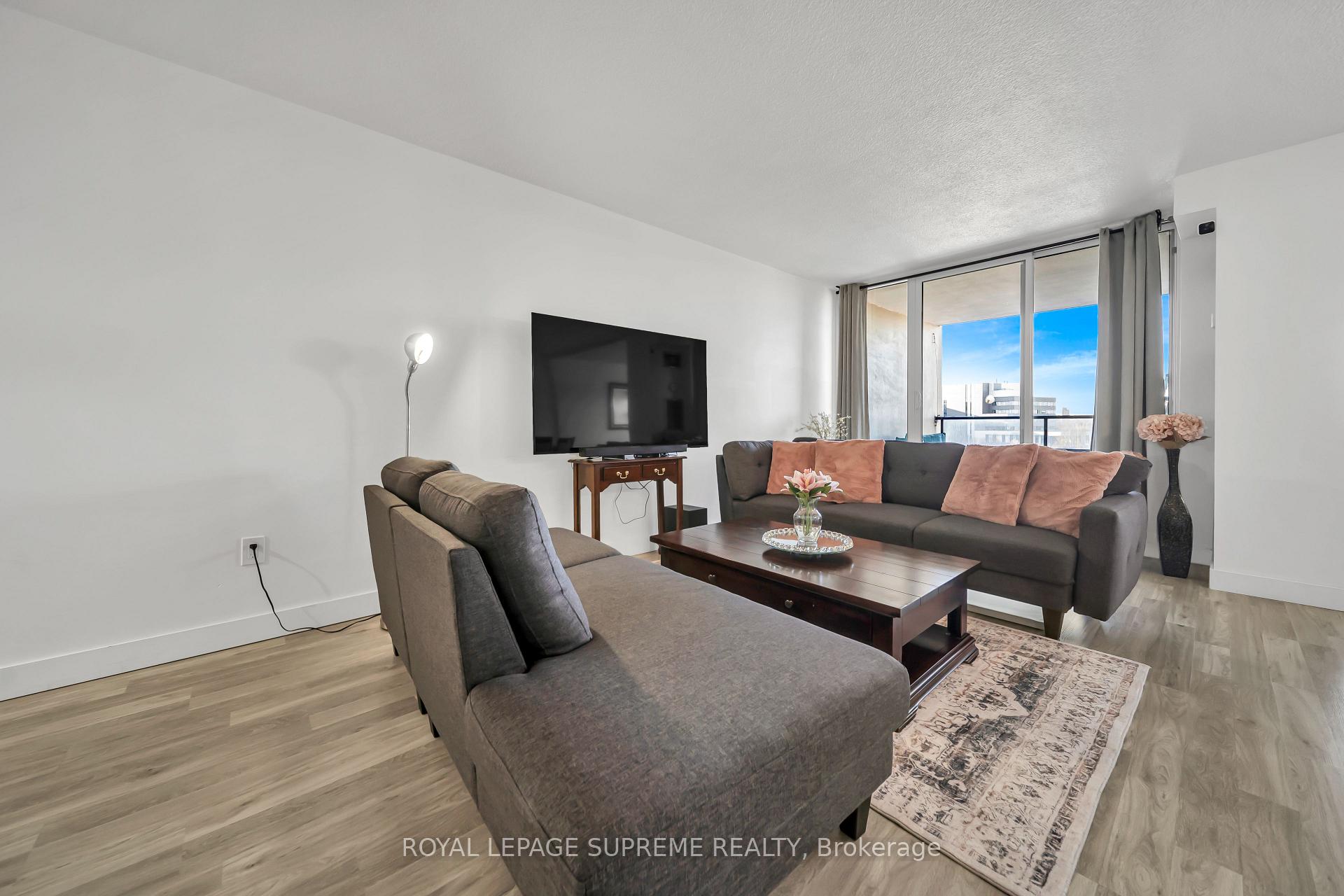 75 Emmett Avenue 910