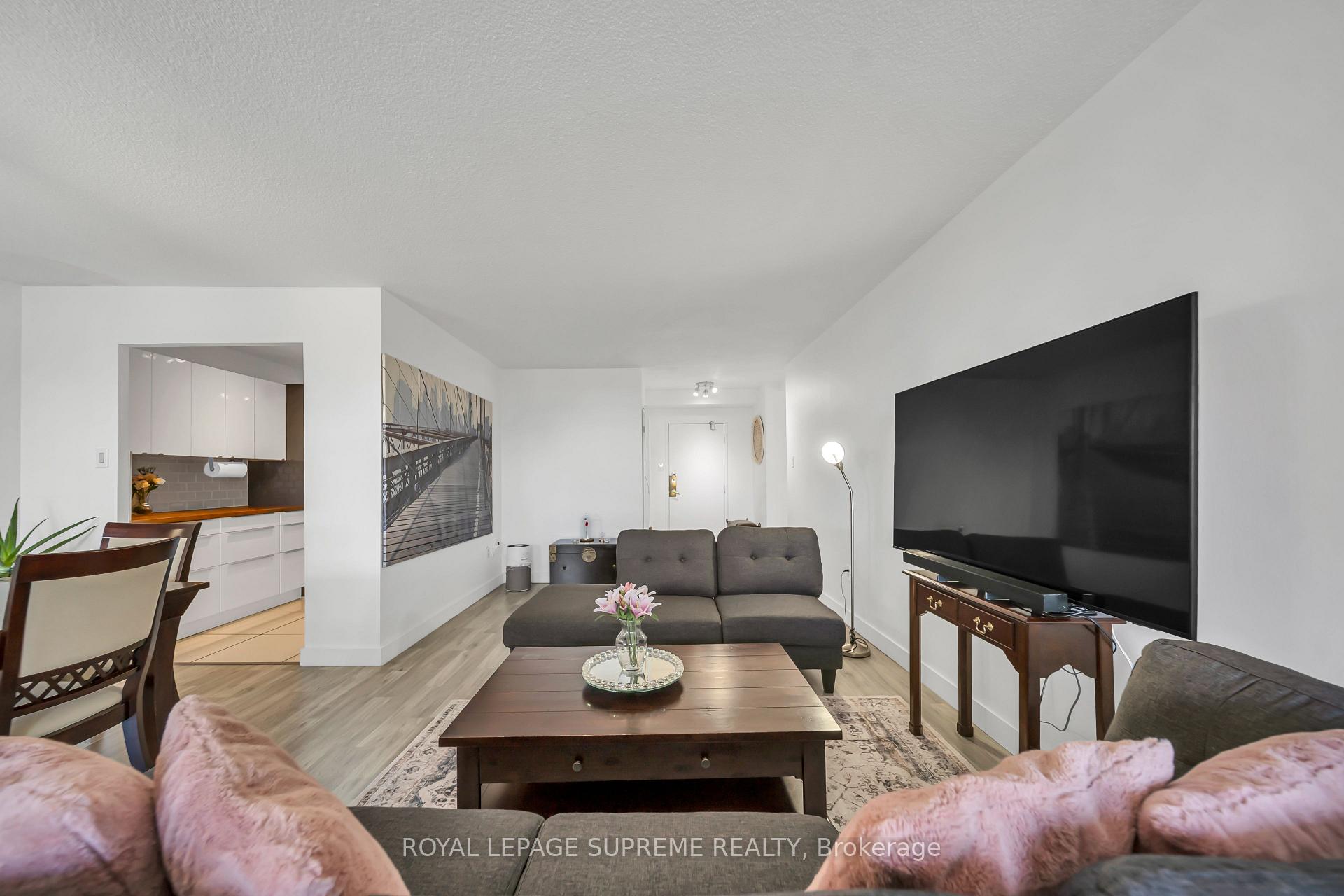 75 Emmett Avenue 910