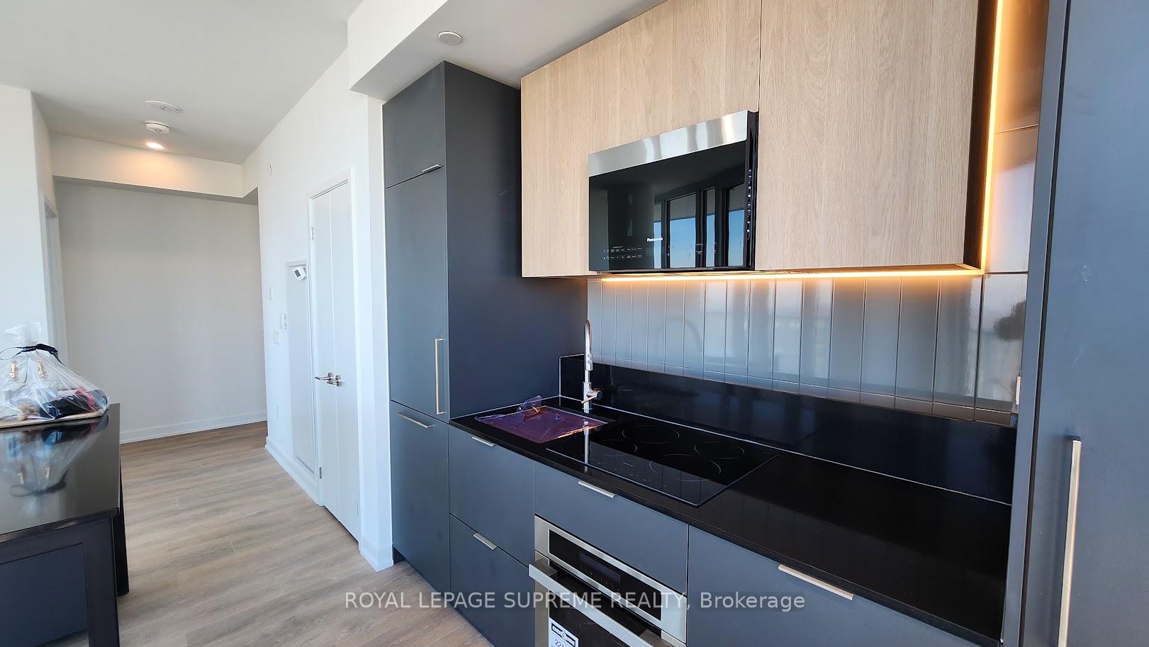 1 Fairview Road E 2204