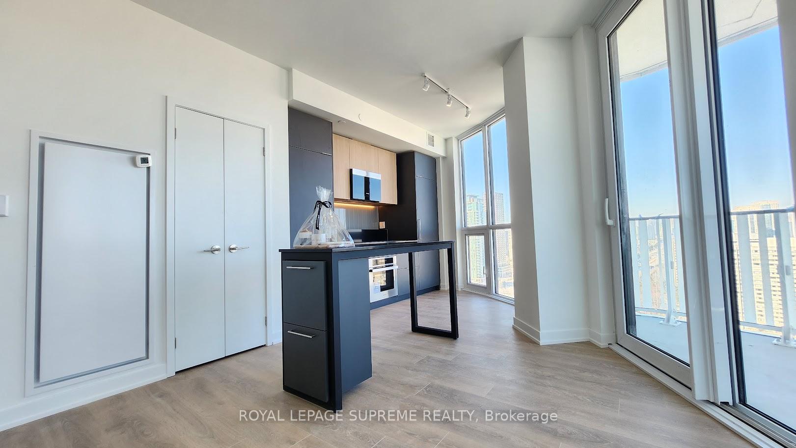1 Fairview Road E 2204