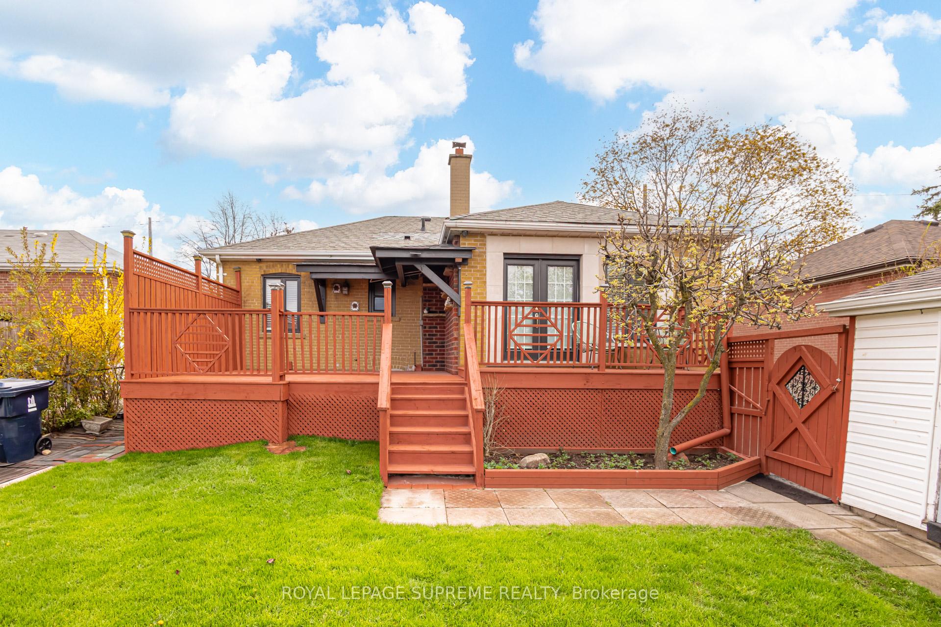 18 Fairweather Road