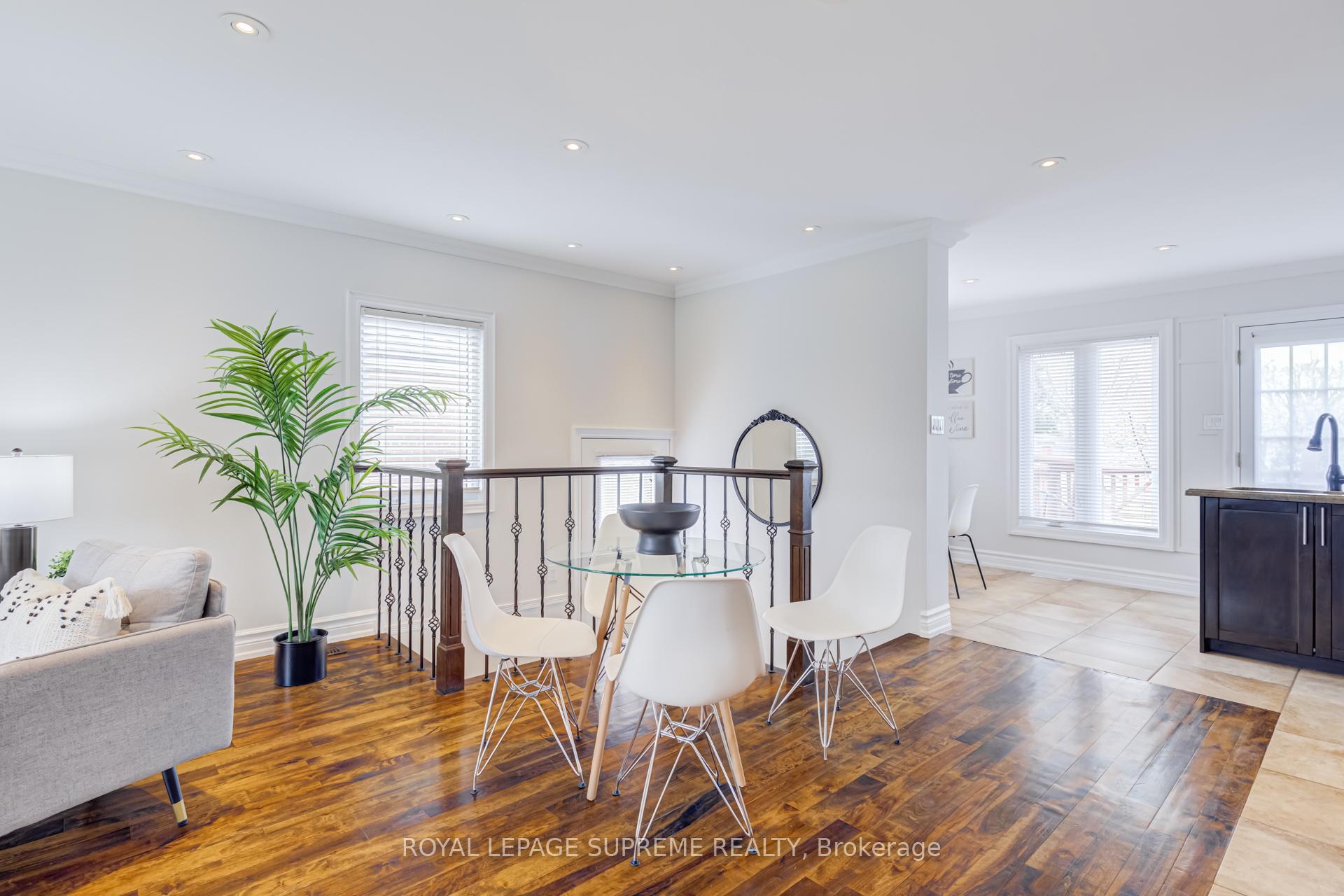 18 Fairweather Road