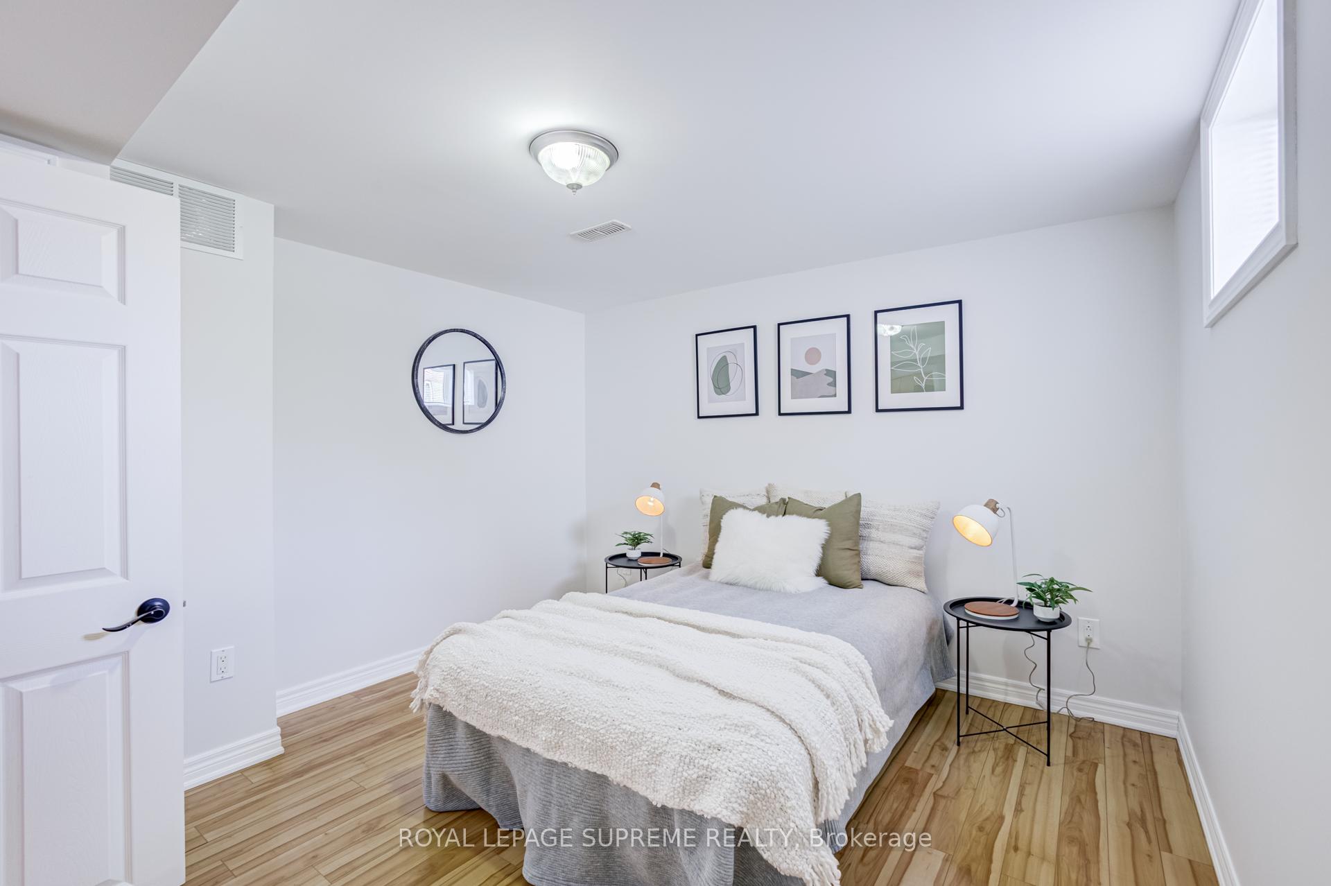 18 Fairweather Road