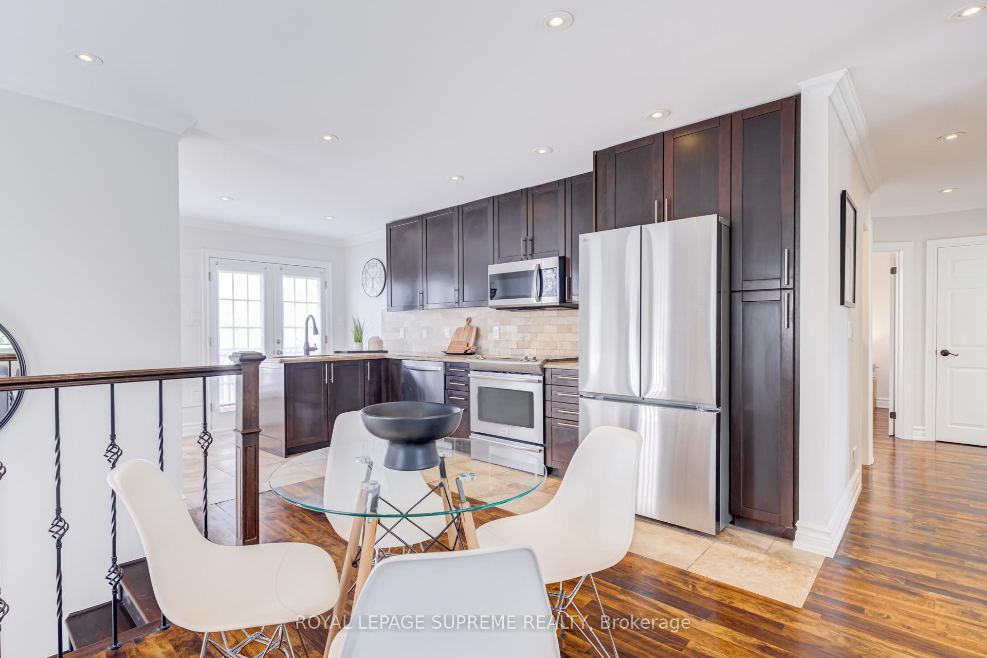 18 Fairweather Road