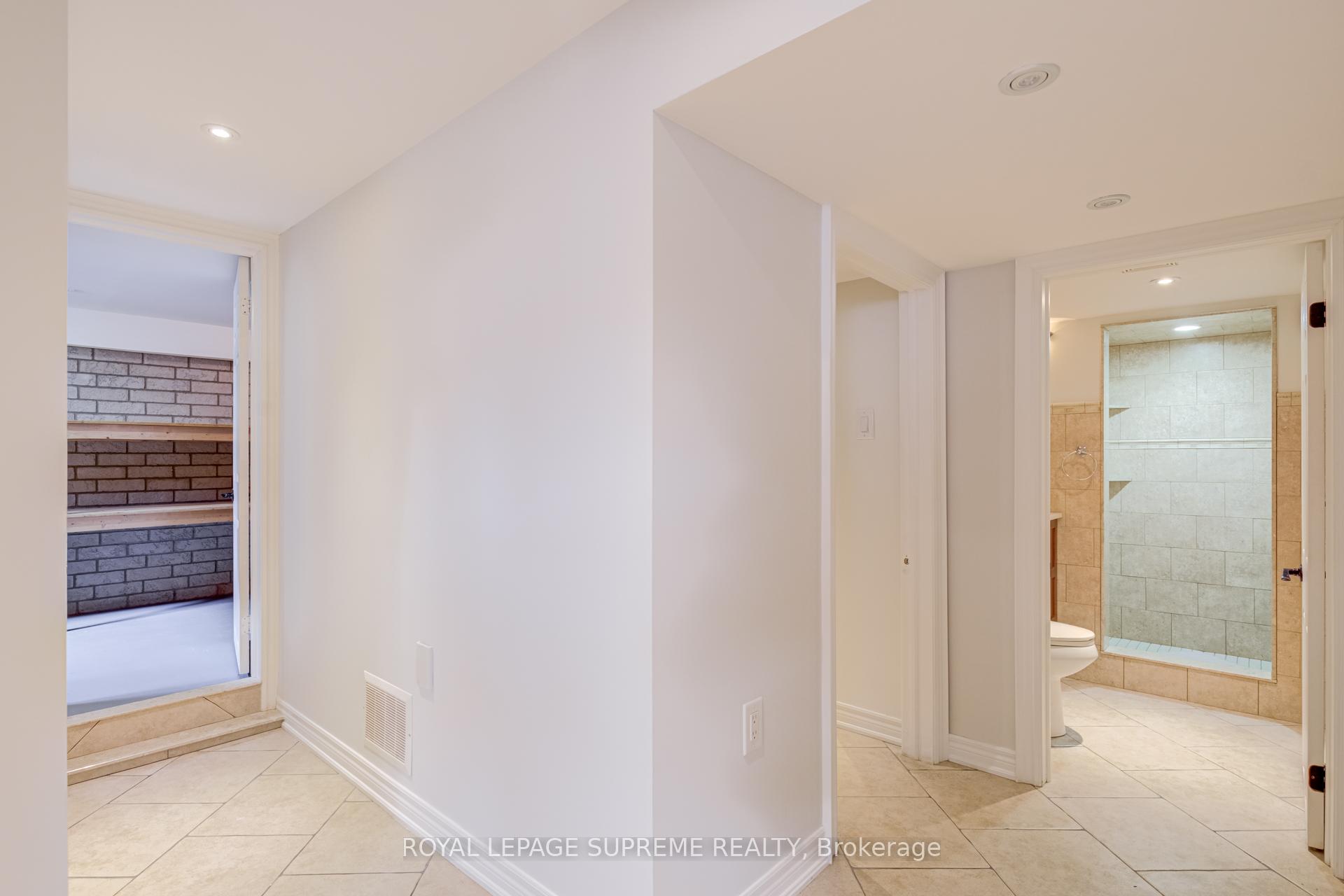 18 Fairweather Road