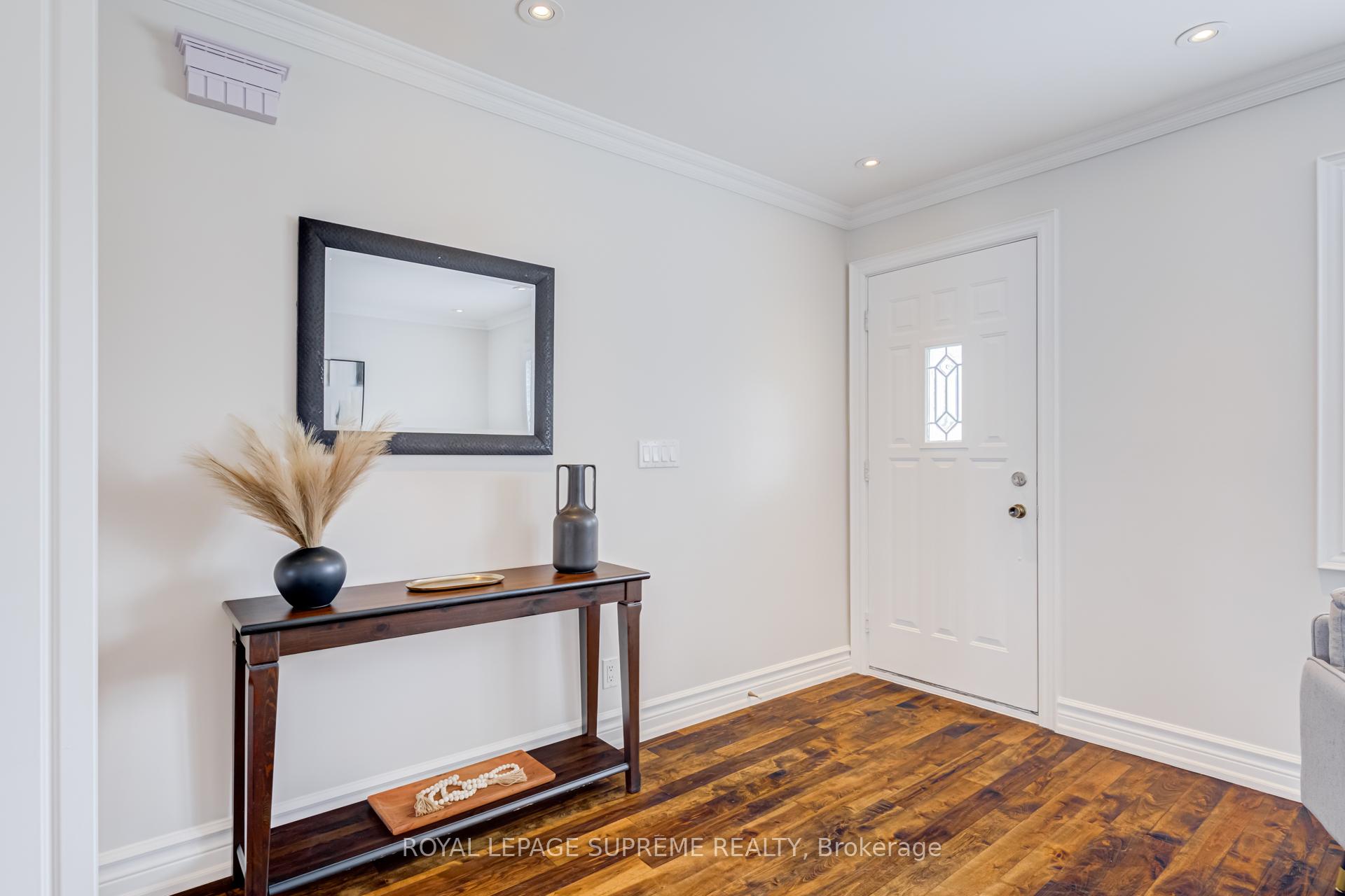 18 Fairweather Road