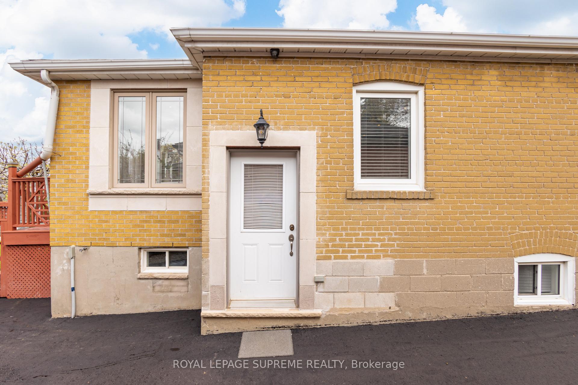 18 Fairweather Road