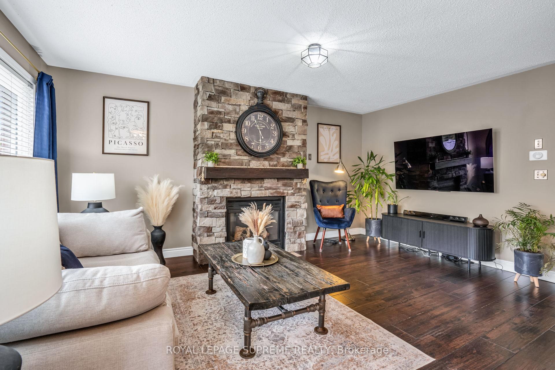 1063 Barclay Circle