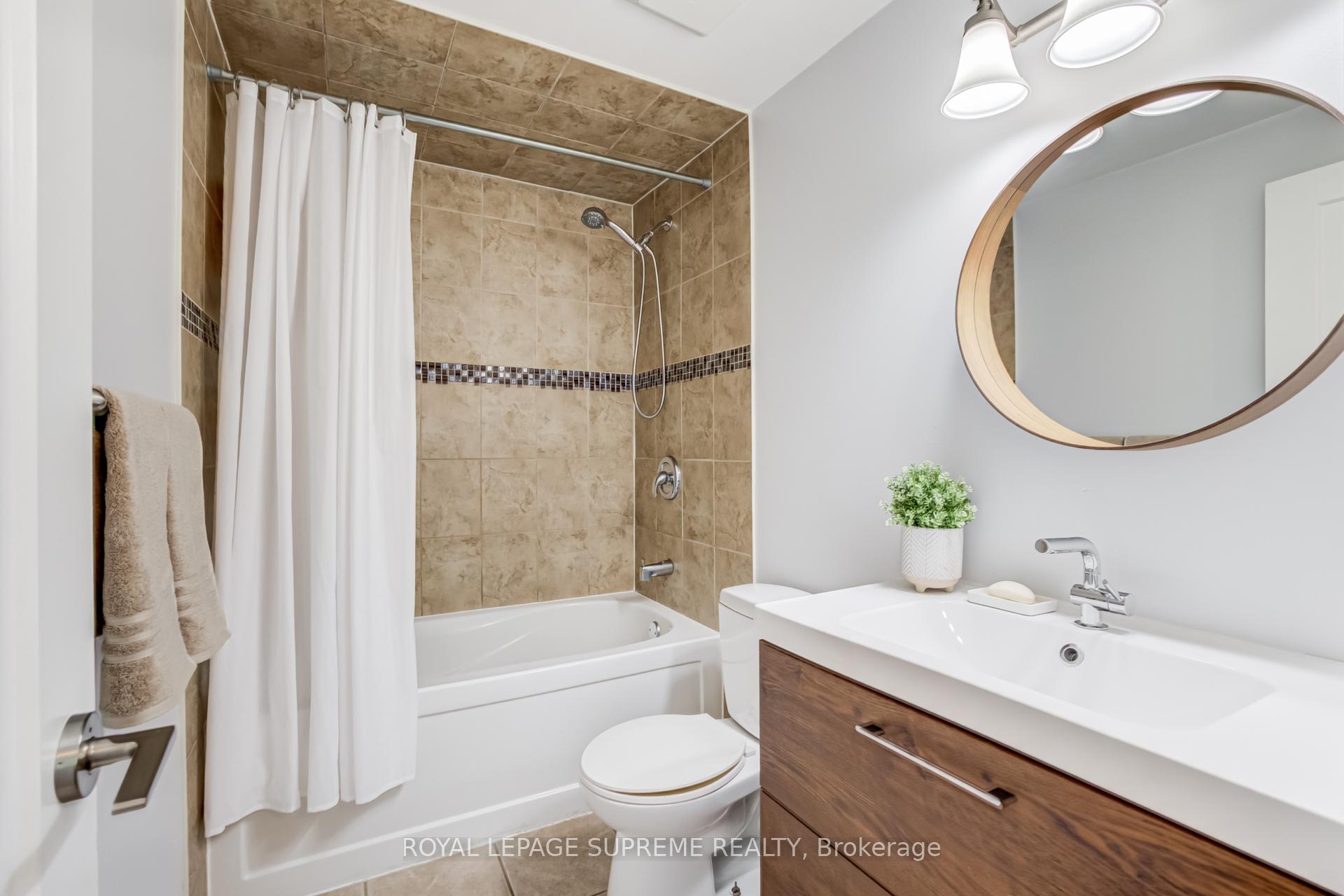 18 Juliette Square