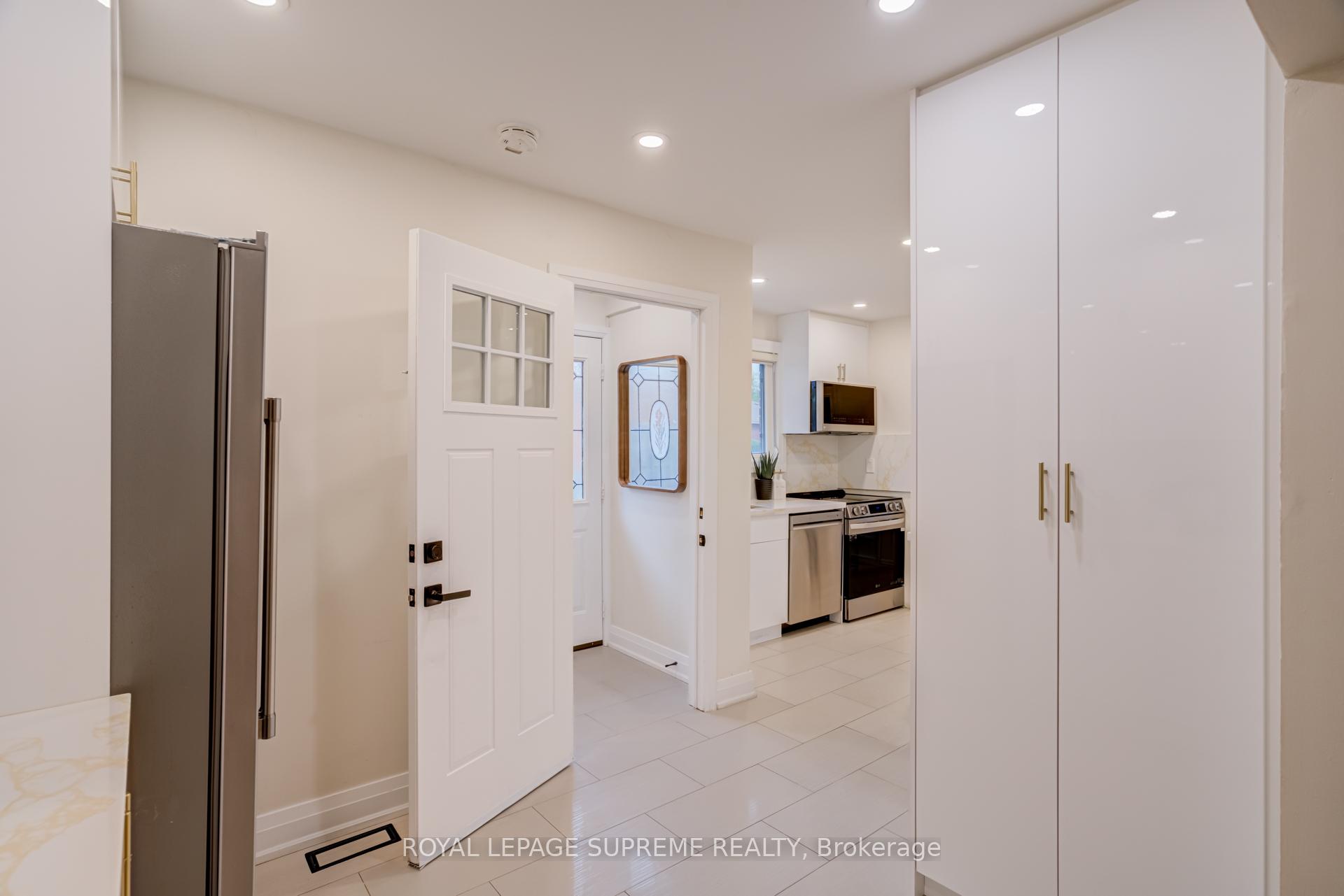143 Voltarie Crescent