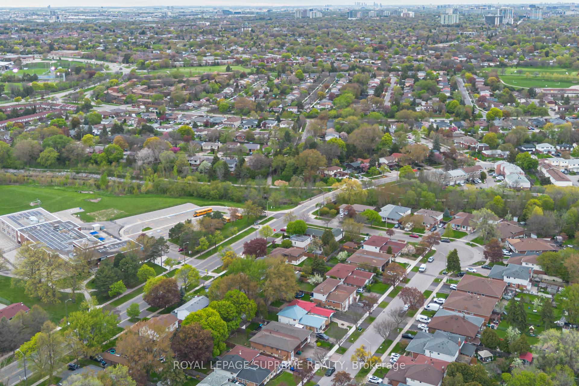 143 Voltarie Crescent