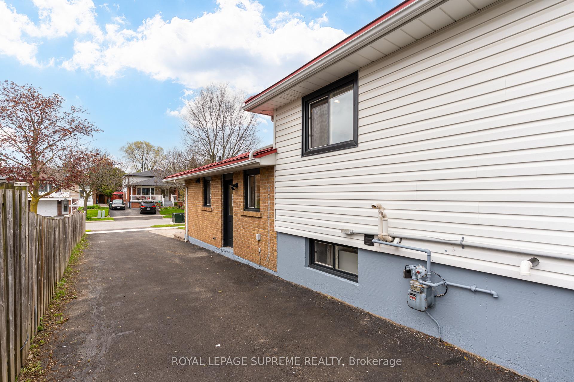 143 Voltarie Crescent