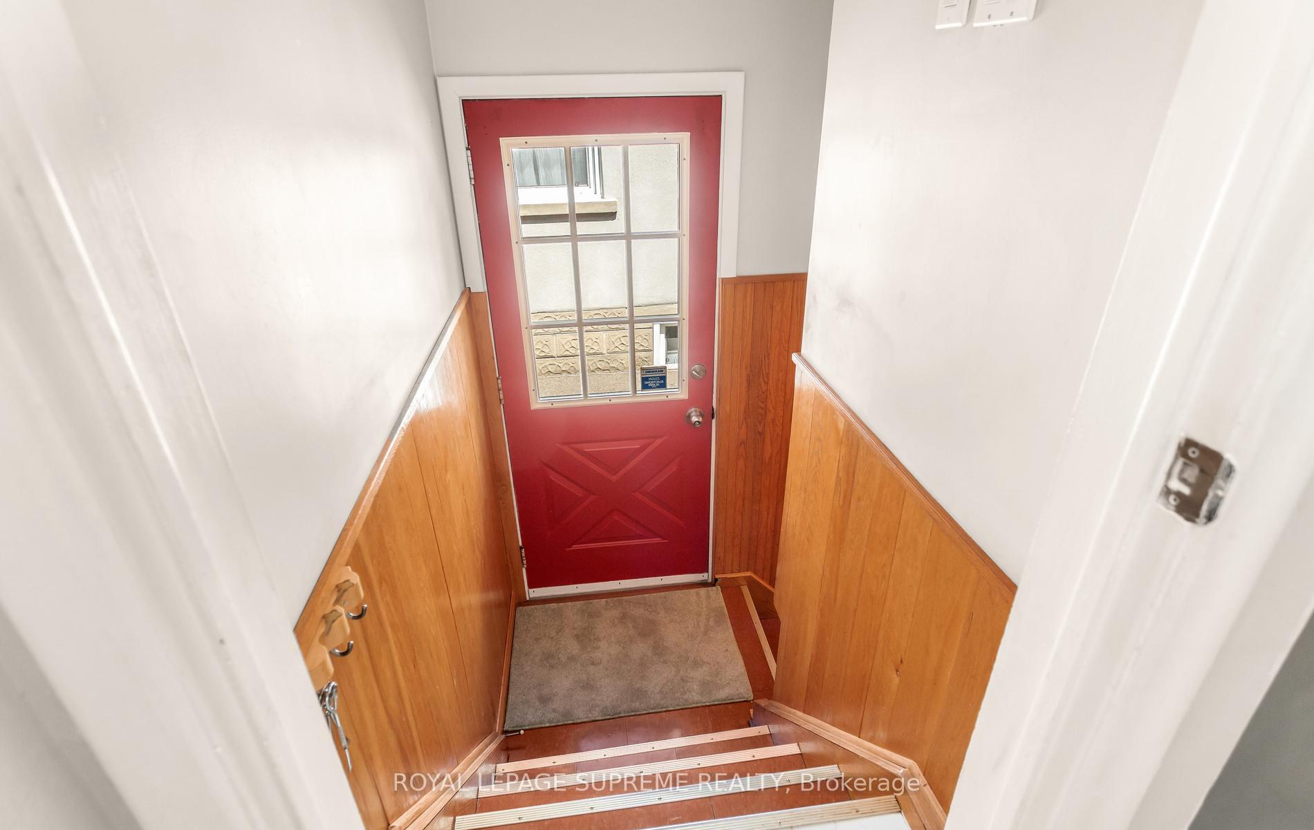 16 East Drive E